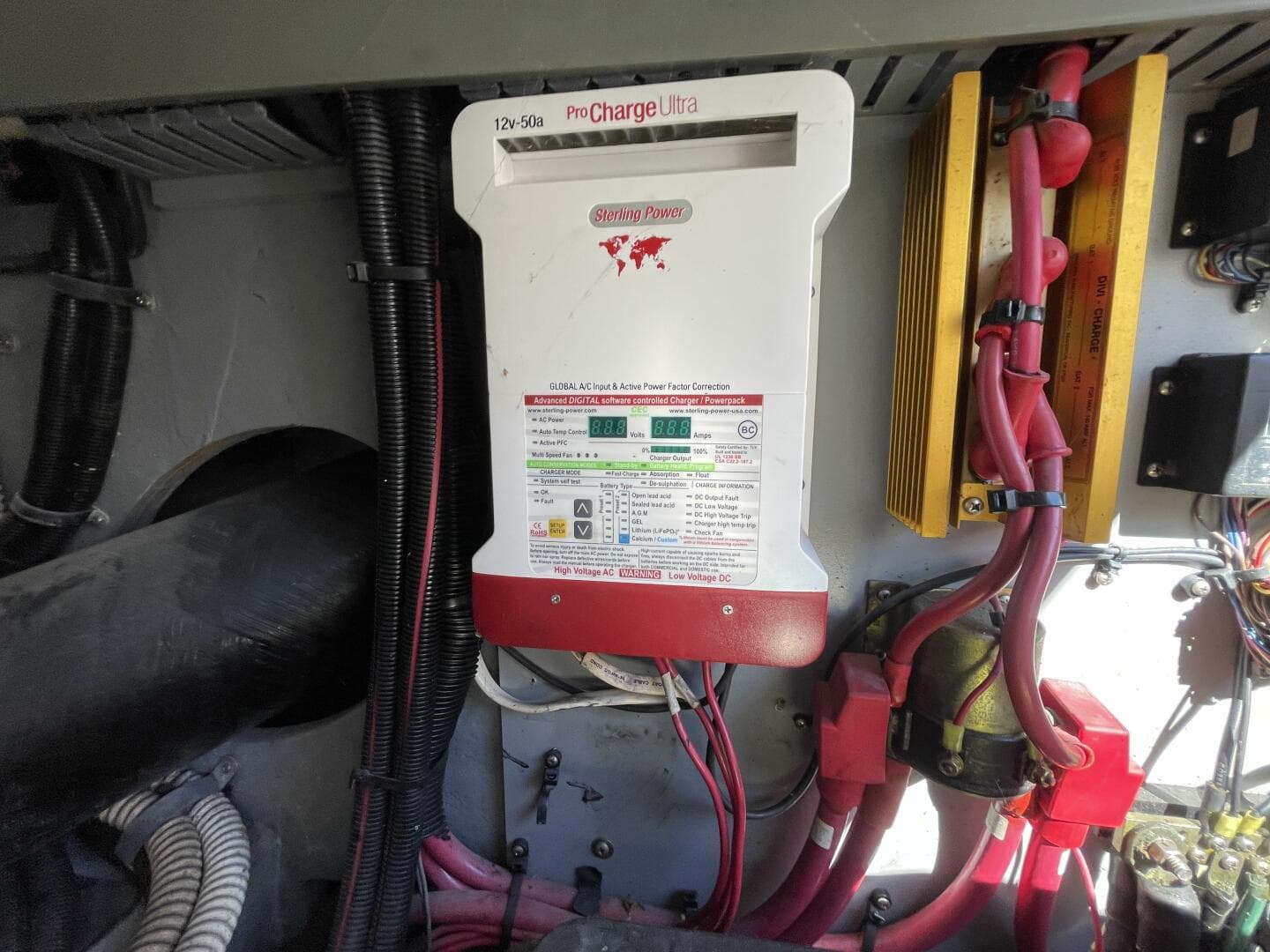 1998 Sea Ray 480 Sedan Bridge — photo 51