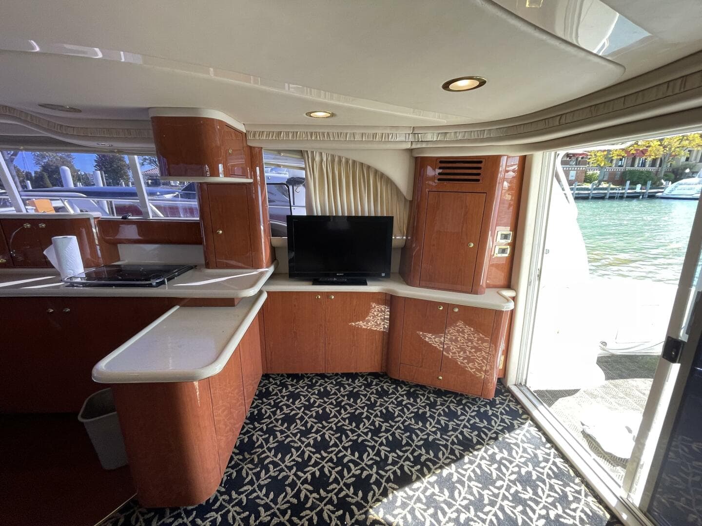 1998 Sea Ray 480 Sedan Bridge — photo 27