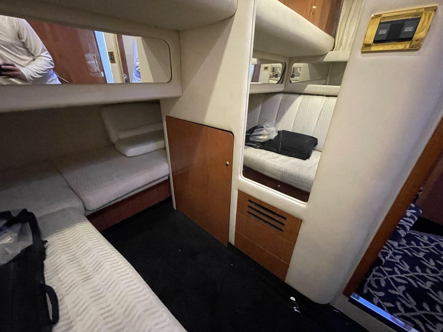 1998 Sea Ray 480 Sedan Bridge — photo 41