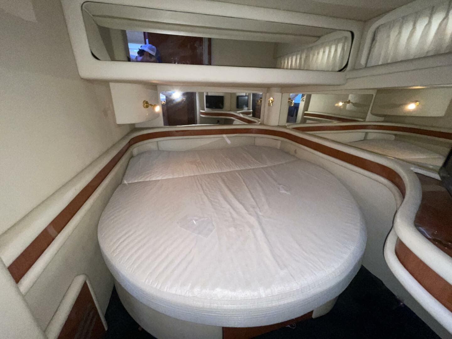 1998 Sea Ray 480 Sedan Bridge — photo 34