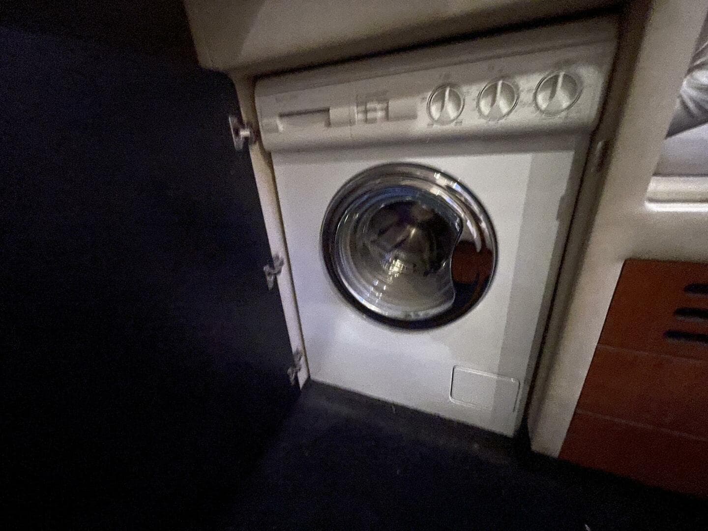 1998 Sea Ray 480 Sedan Bridge — photo 42