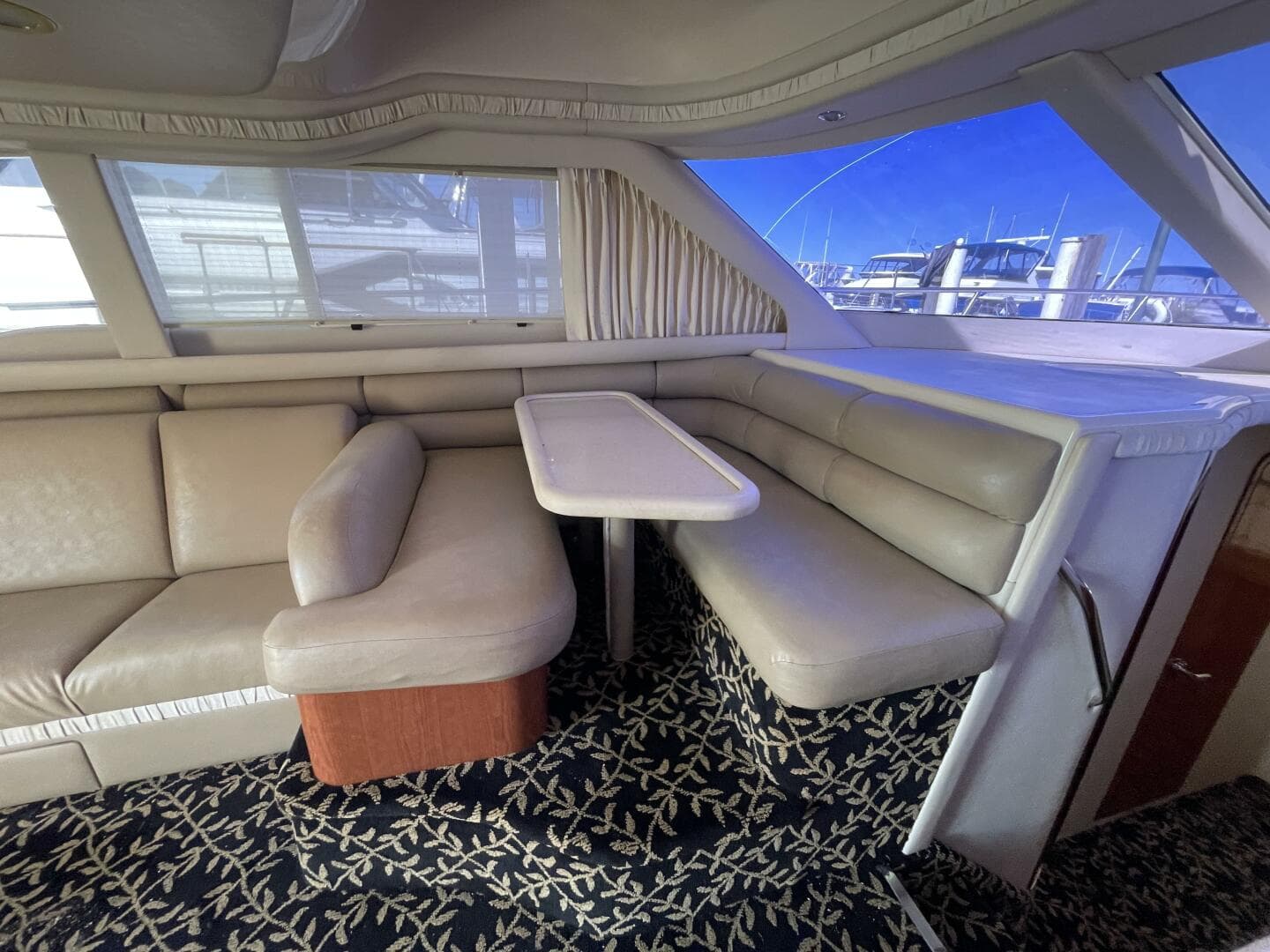 1998 Sea Ray 480 Sedan Bridge — photo 30