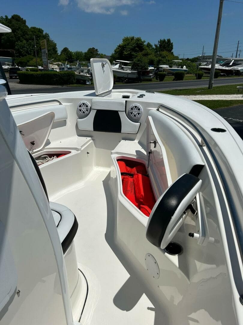 2019 Tidewater 232 Adventure — photo 30