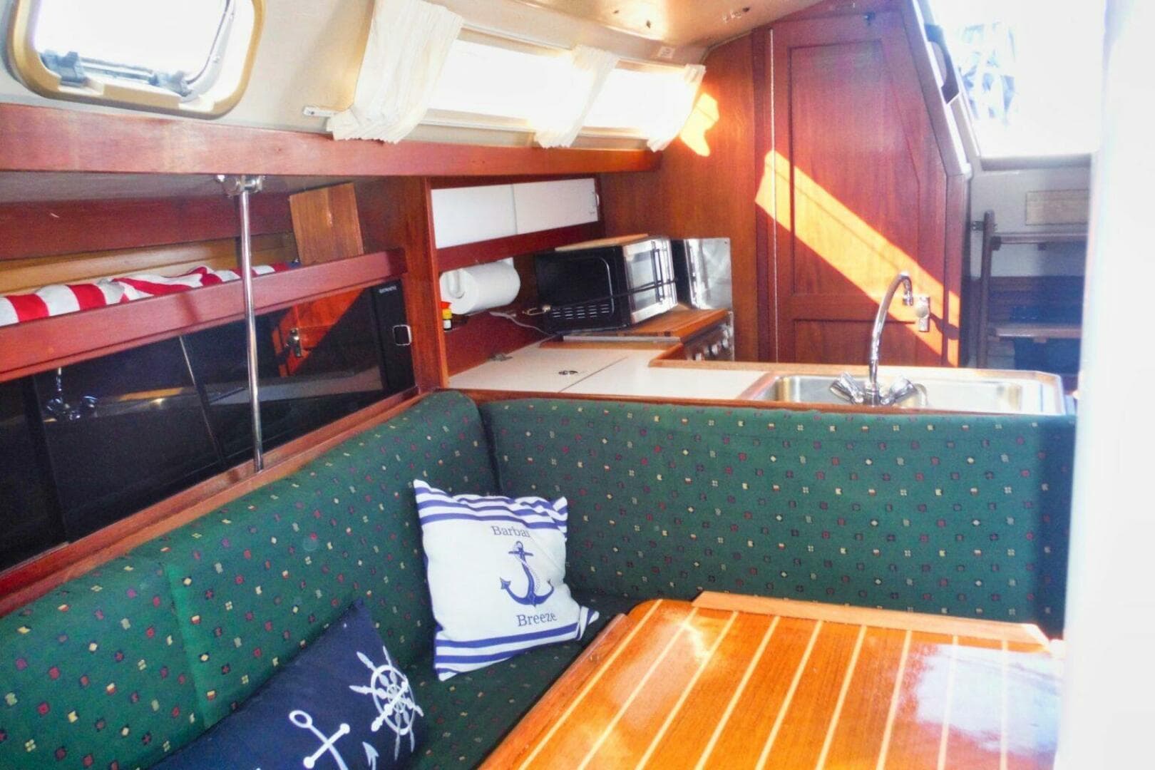 1988 Catalina 34 — photo 15