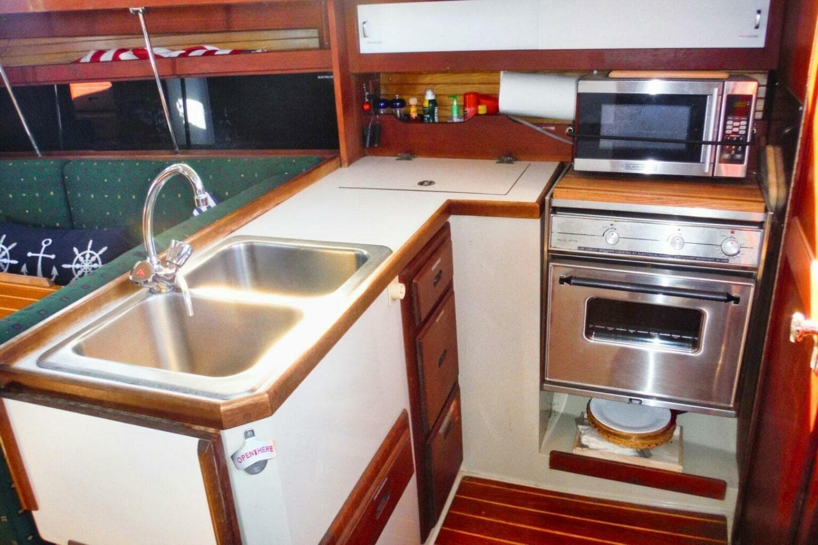 1988 Catalina 34 — photo 13