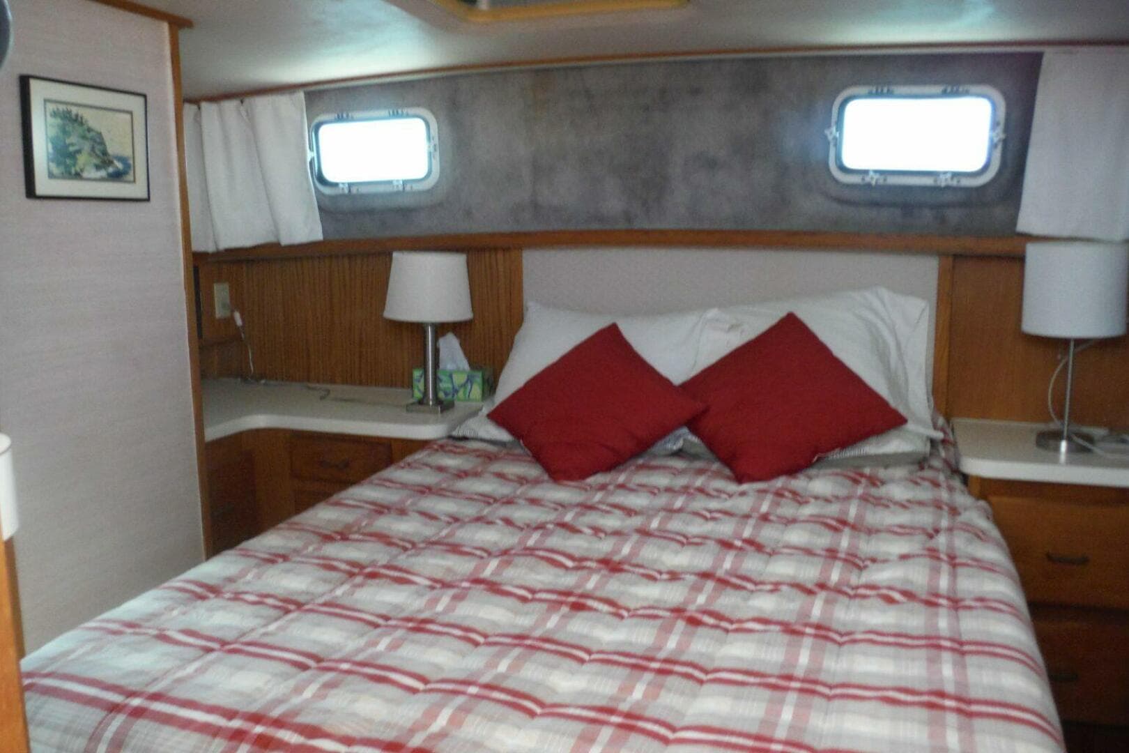 1987 Mainship Sundeck 36 — photo 11