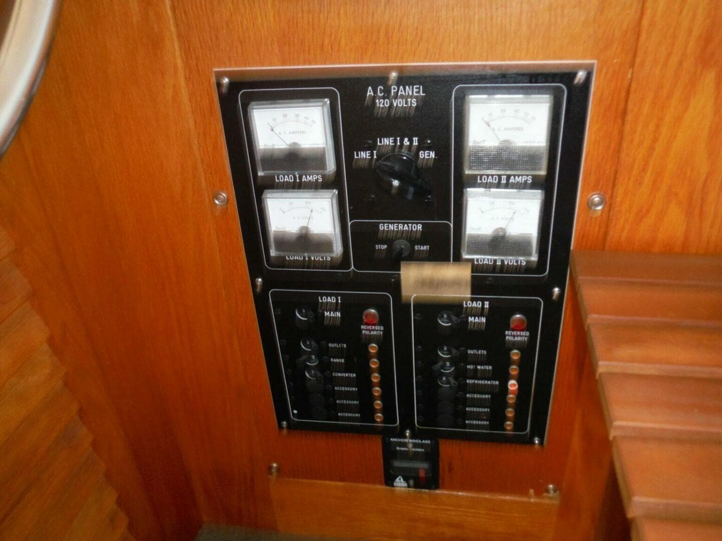 1987 Mainship Sundeck 36 — photo 39