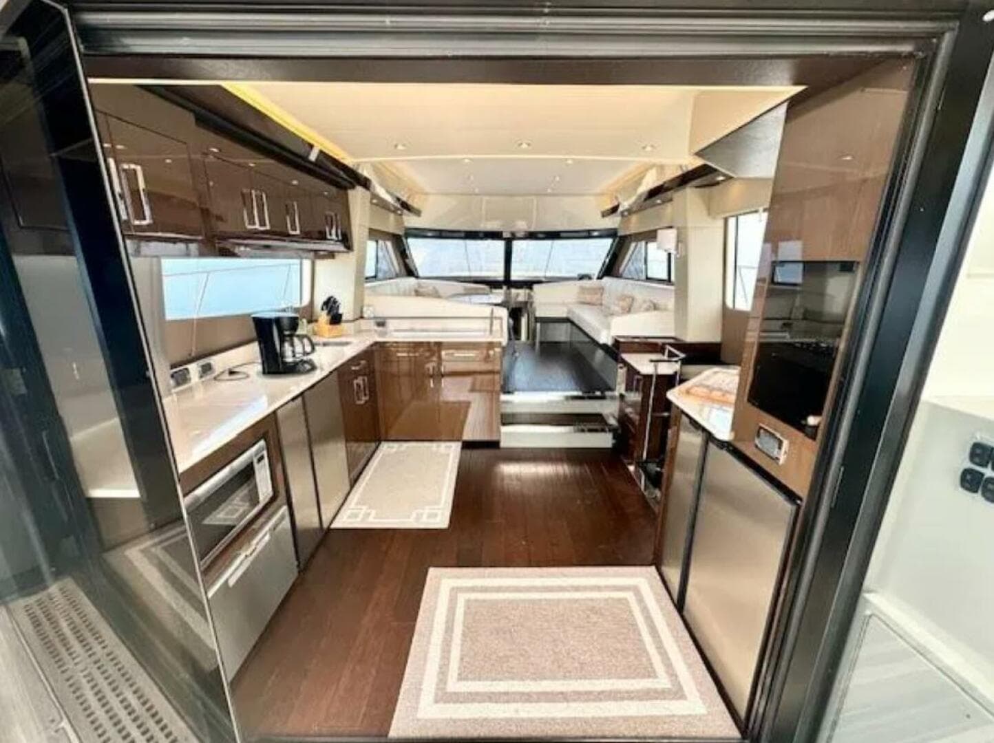 2019 Carver C52 Command Bridge — photo 23