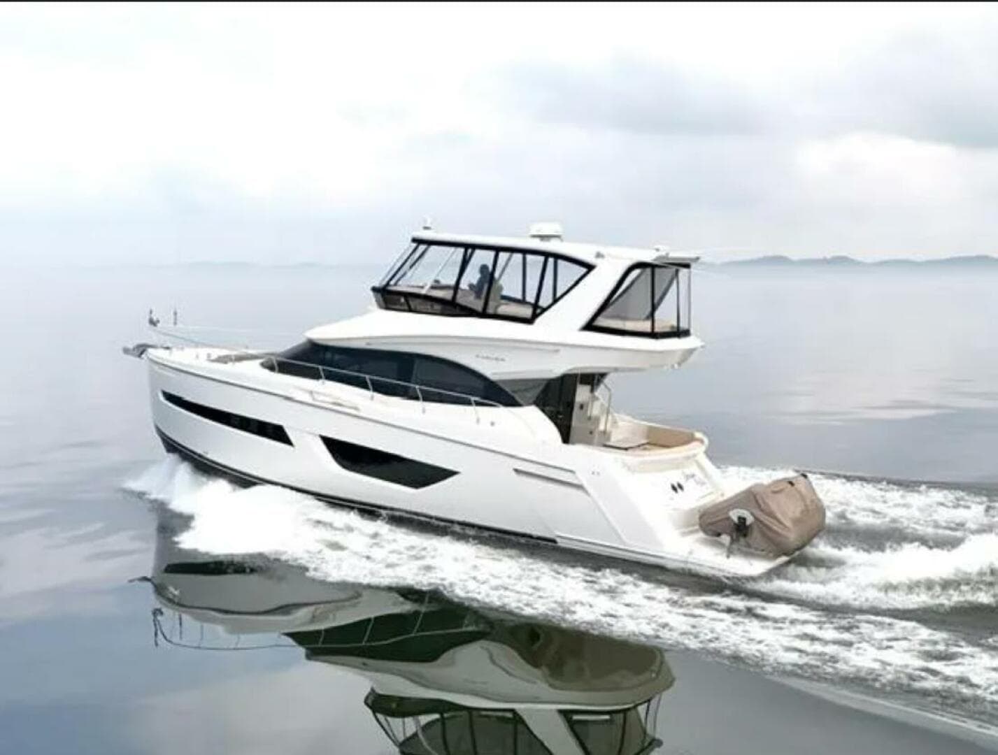 2019 Carver C52 Command Bridge — photo 17