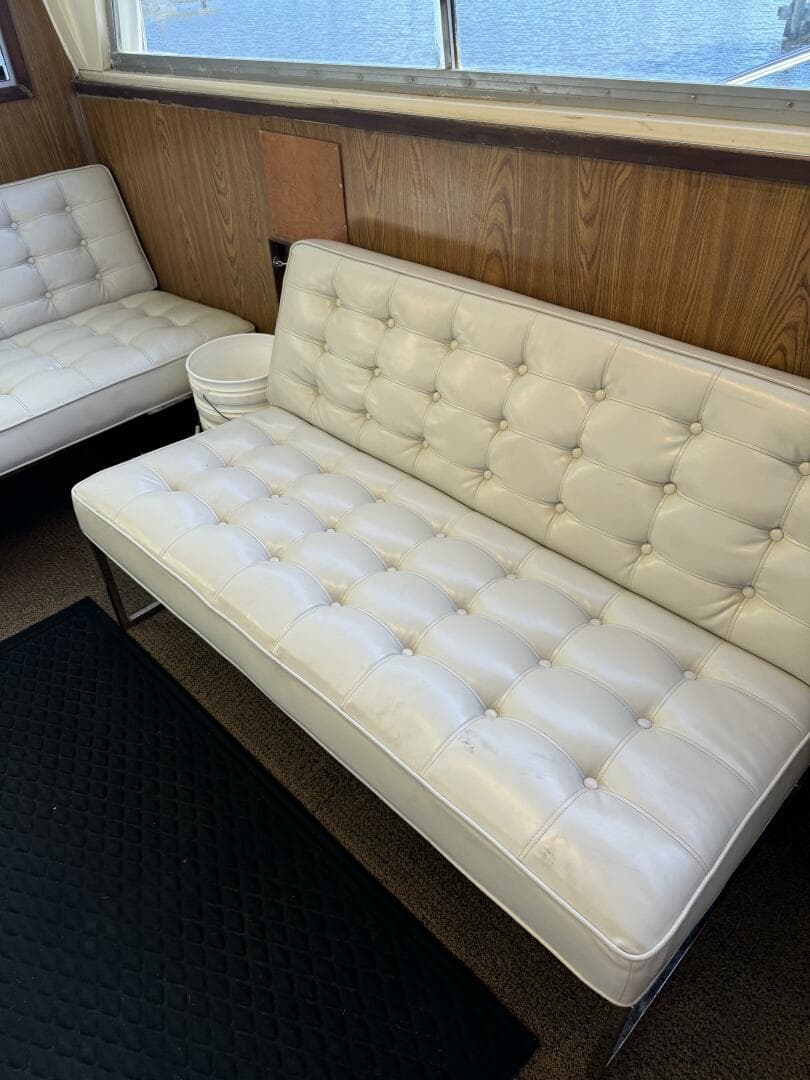 1983 Bertram 385 Convertible — photo 5