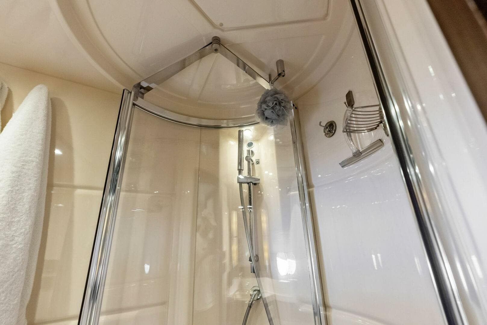 2014 Azimut 72S — photo 52