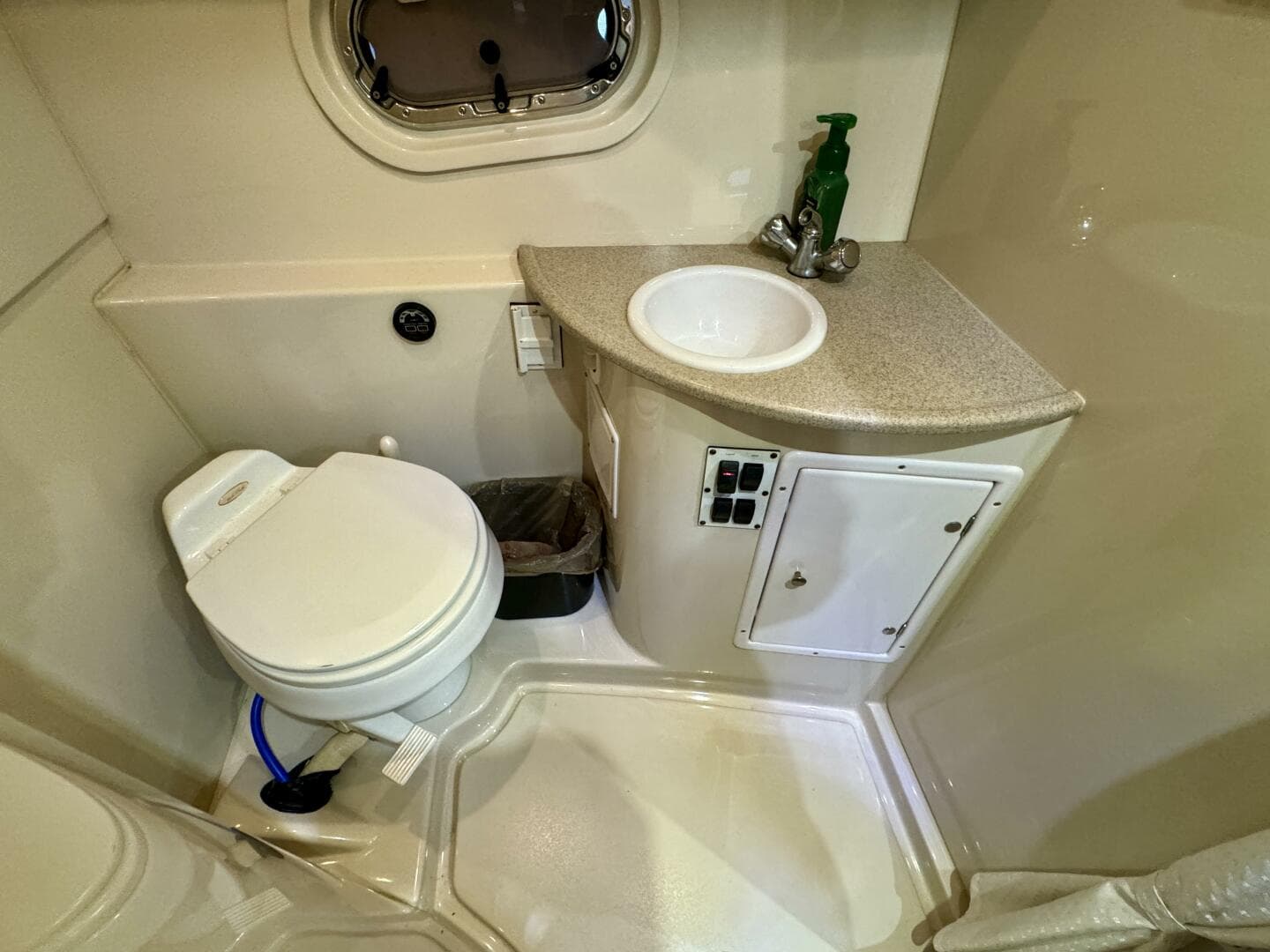 2004 Four Winns Vista 288 — photo 79