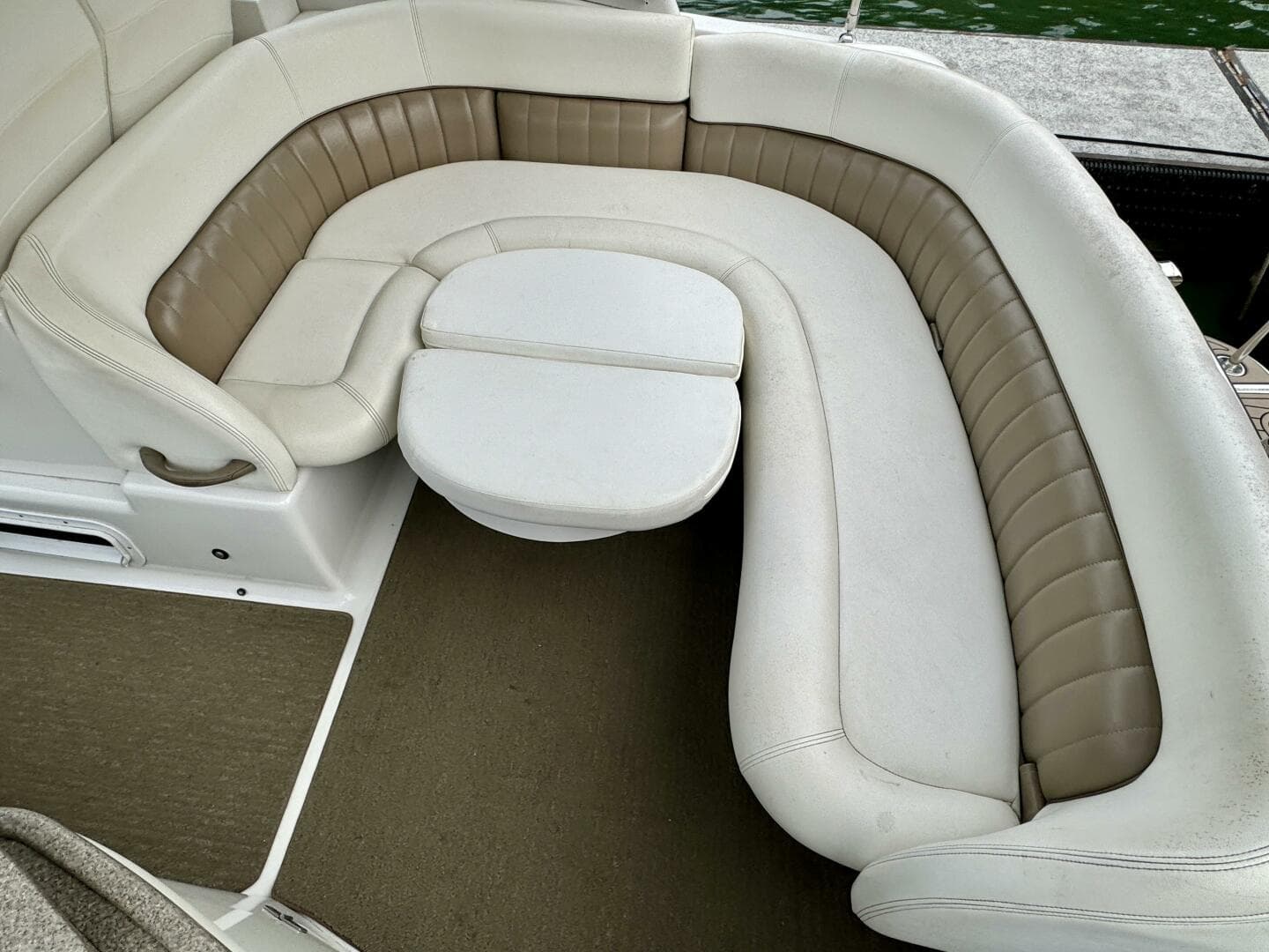 2004 Four Winns Vista 288 — photo 48