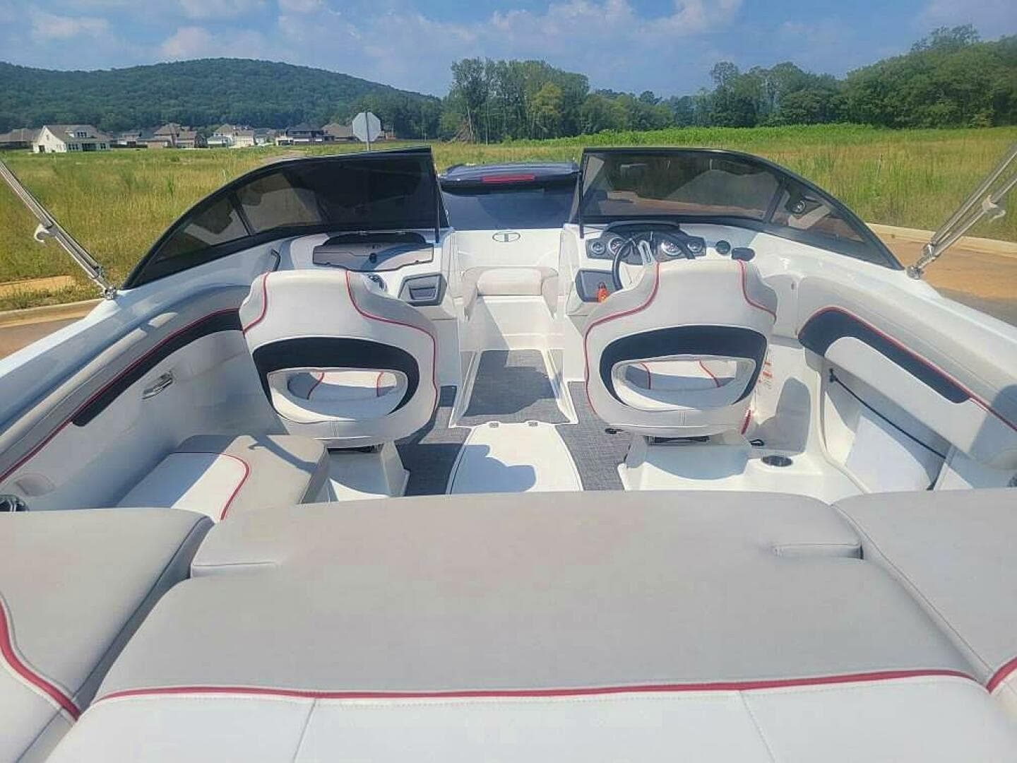 2019 Tahoe 700 — photo 10