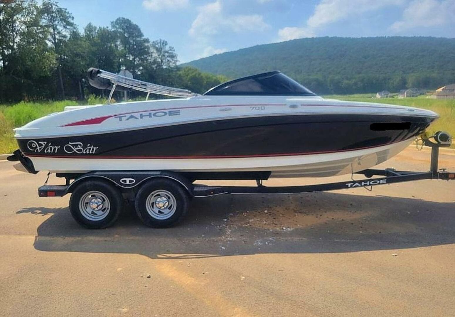 2019 Tahoe 700 — photo 2