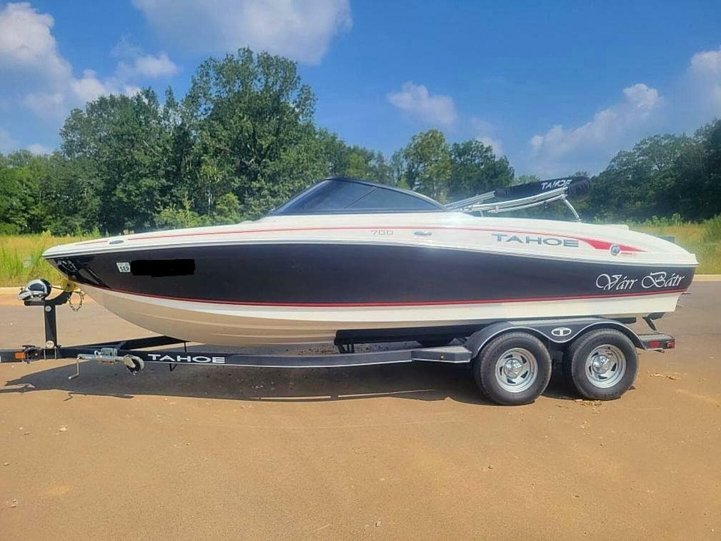 2019 Tahoe 700 — photo 1