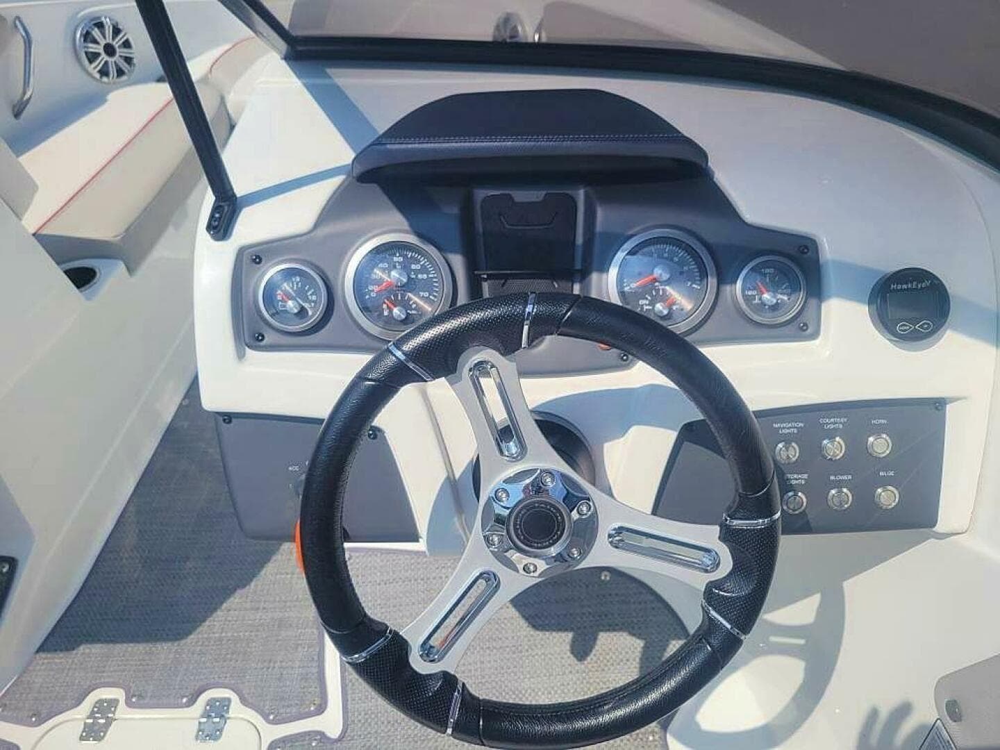 2019 Tahoe 700 — photo 16