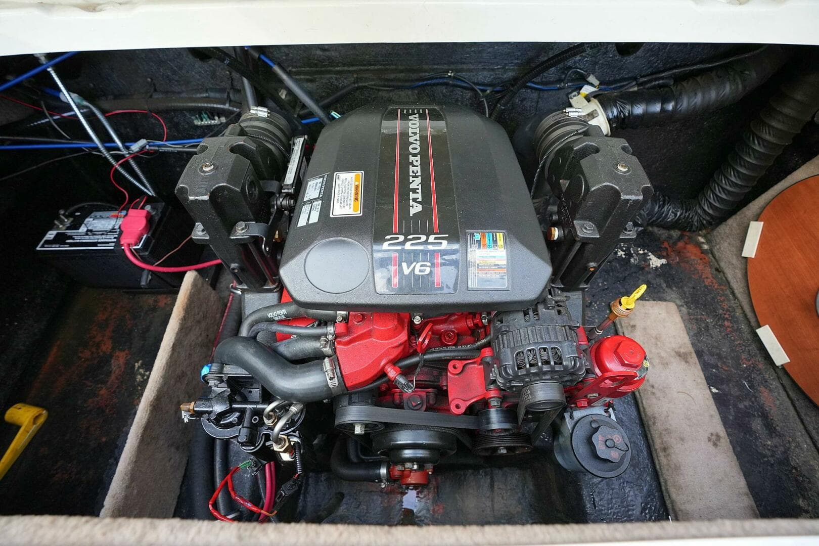 2016 Stingray 225 Cr — photo 8