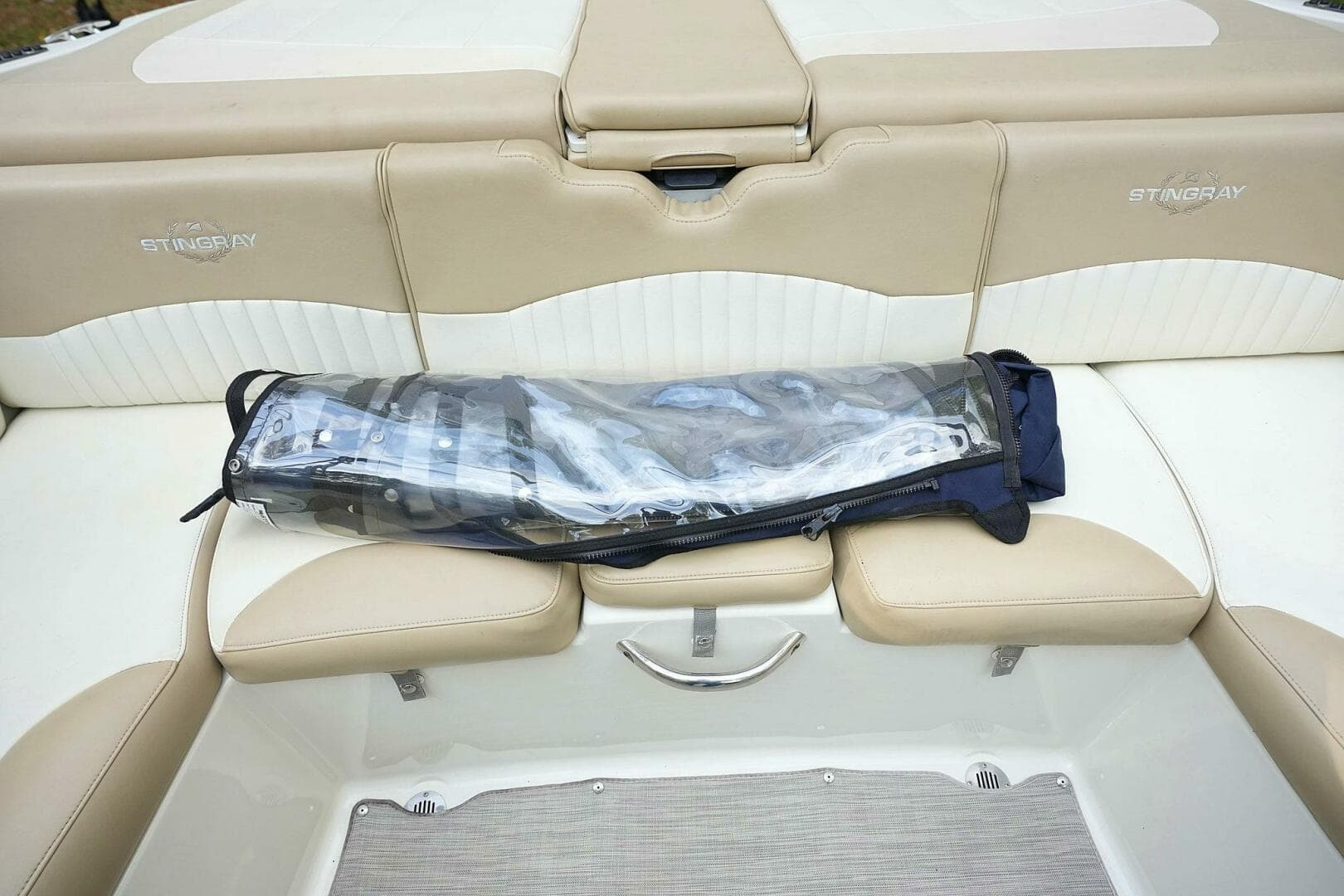 2016 Stingray 225 Cr — photo 49