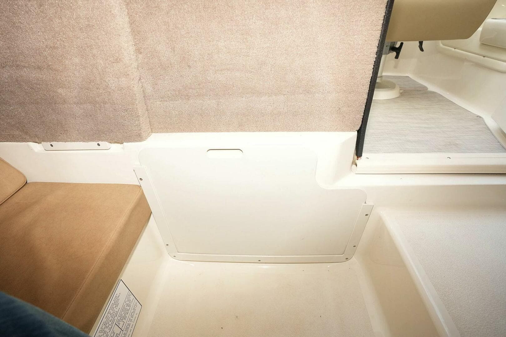 2016 Stingray 225 Cr — photo 30