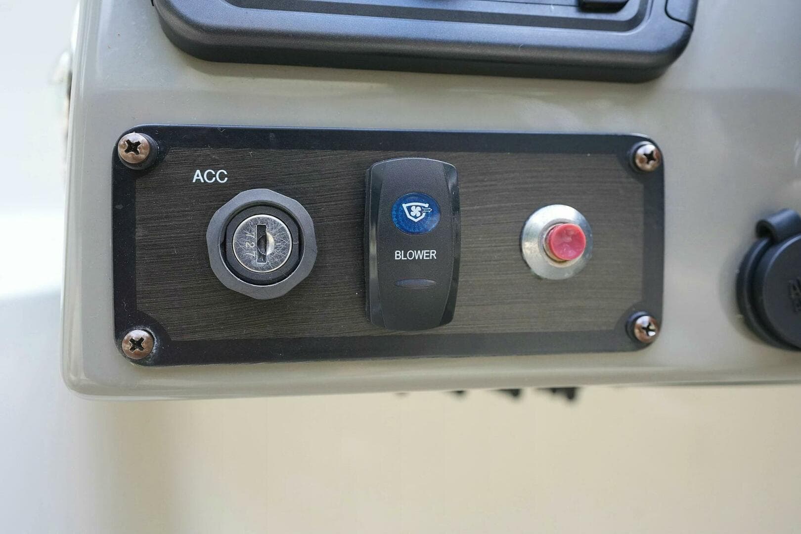 2016 Stingray 225 Cr — photo 81