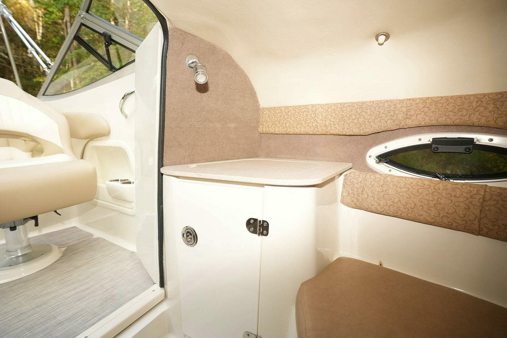 2016 Stingray 225 Cr — photo 31