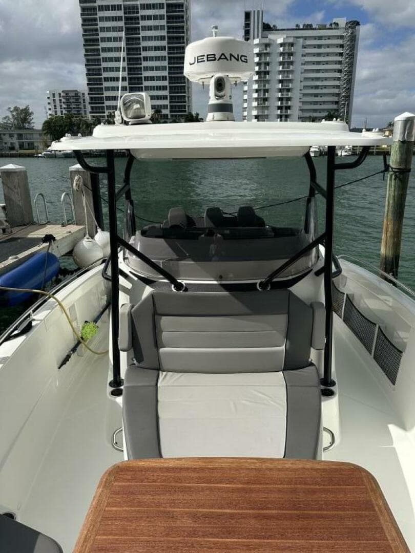 2023 Jeanneau Leader 9.0 CC — photo 14