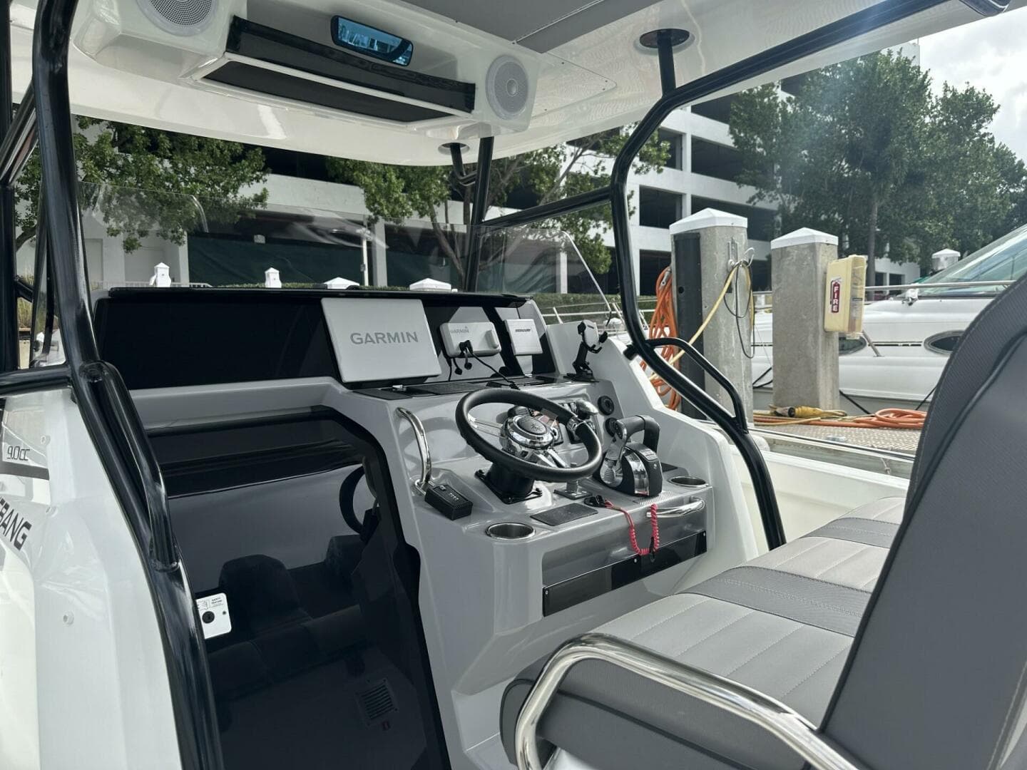 2023 Jeanneau Leader 9.0 CC — photo 12