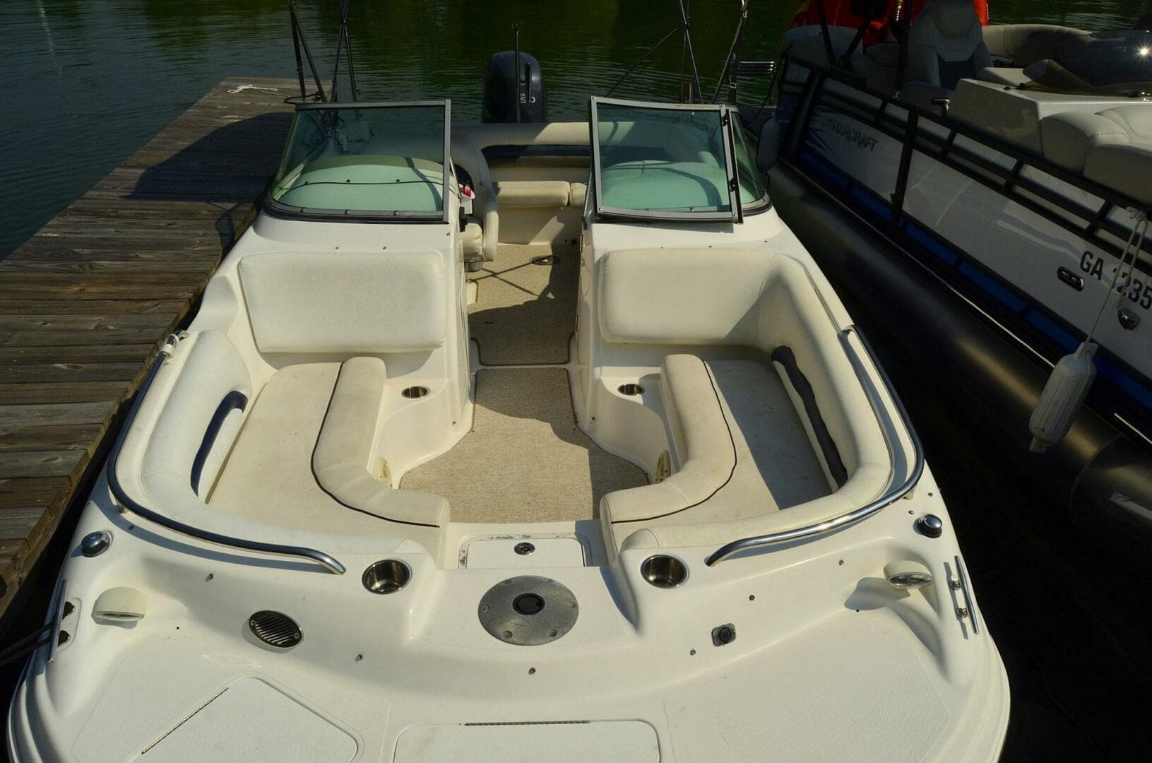 2011 Hurricane Sundeck 217 — photo 4