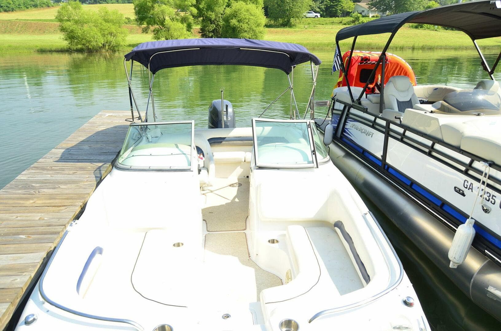 2011 Hurricane Sundeck 217 — photo 7