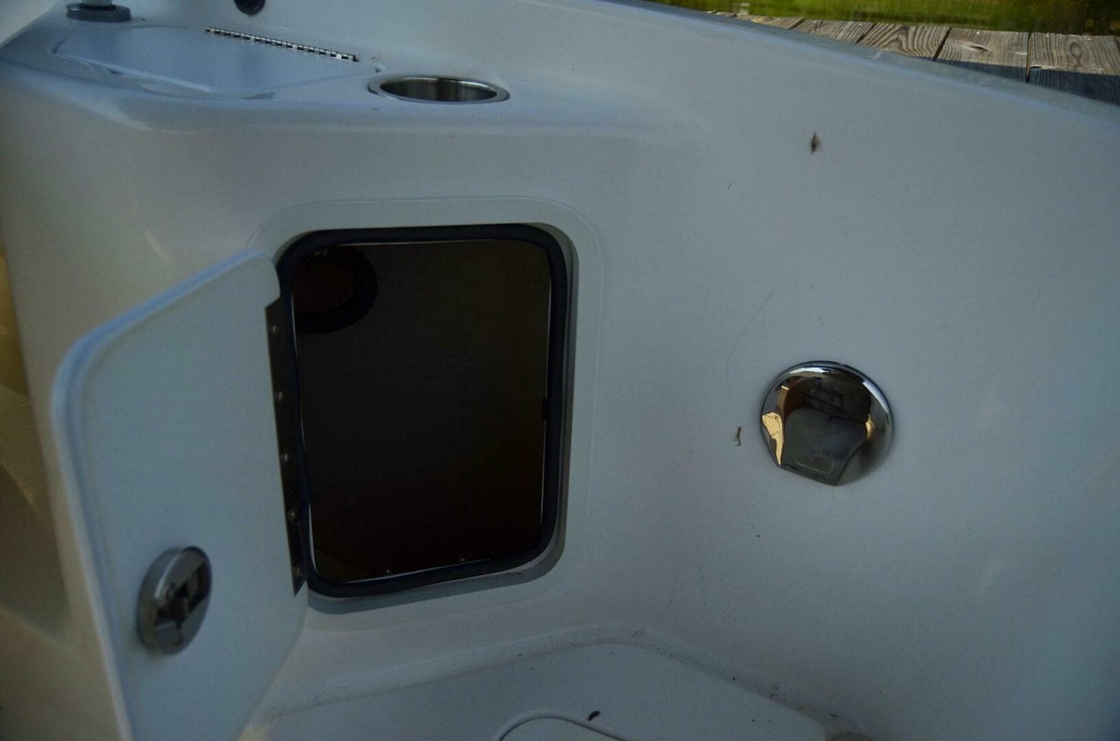 2011 Hurricane Sundeck 217 — photo 52