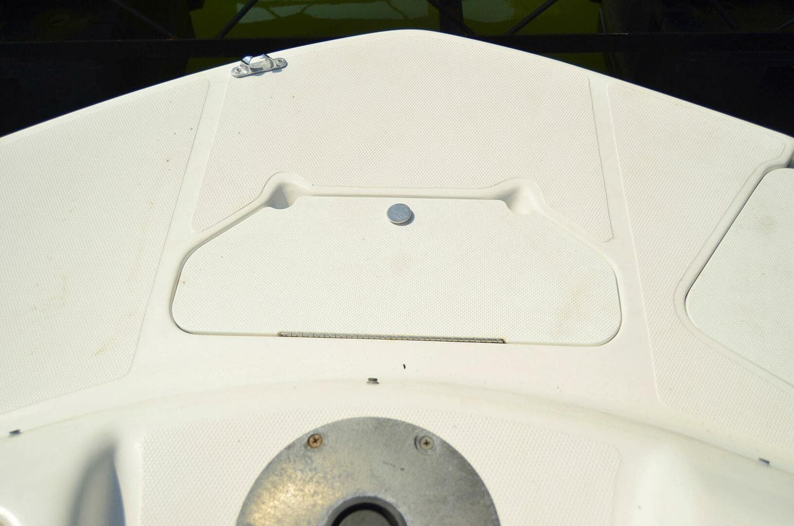 2011 Hurricane Sundeck 217 — photo 42