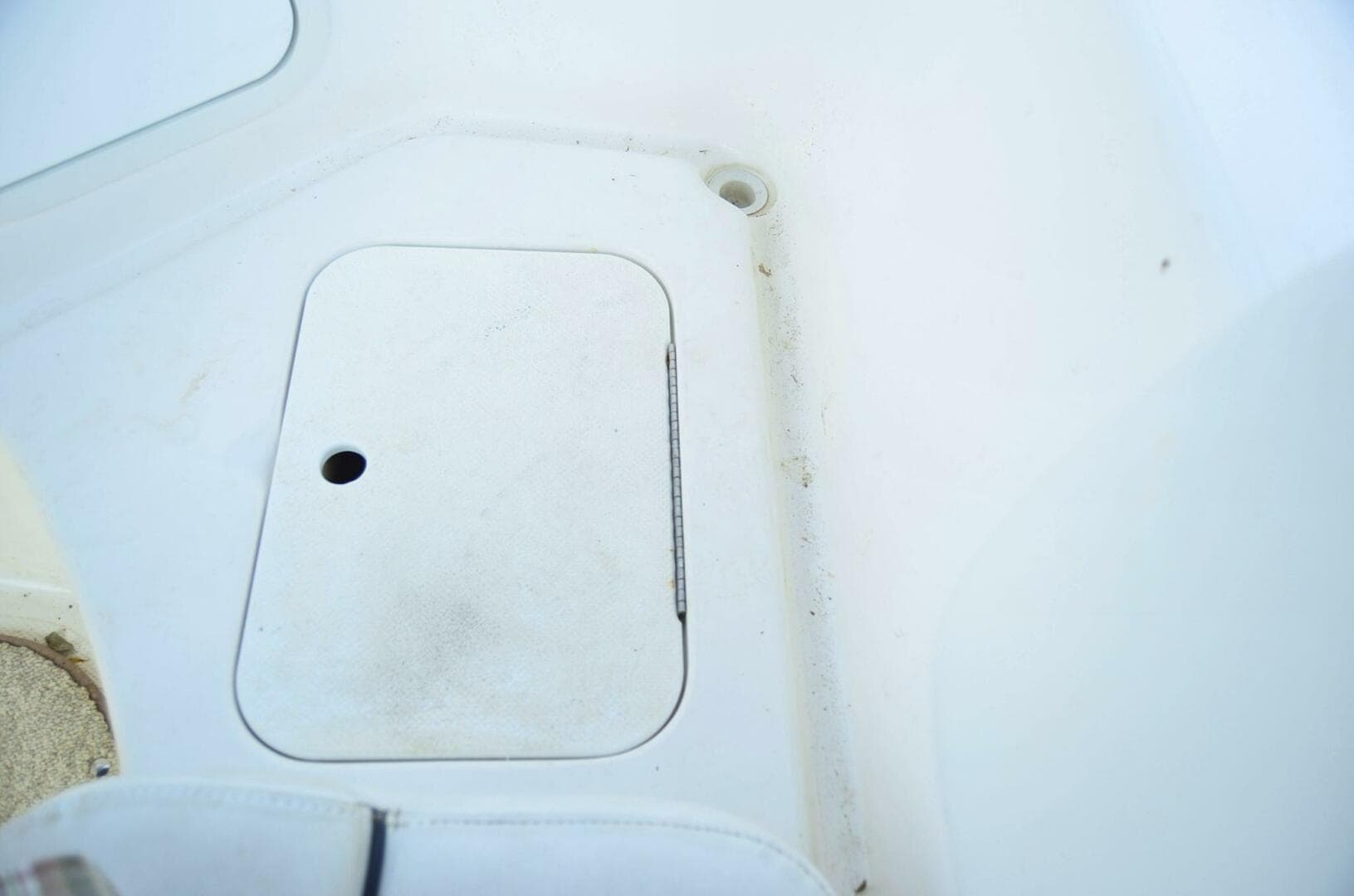 2011 Hurricane Sundeck 217 — photo 31