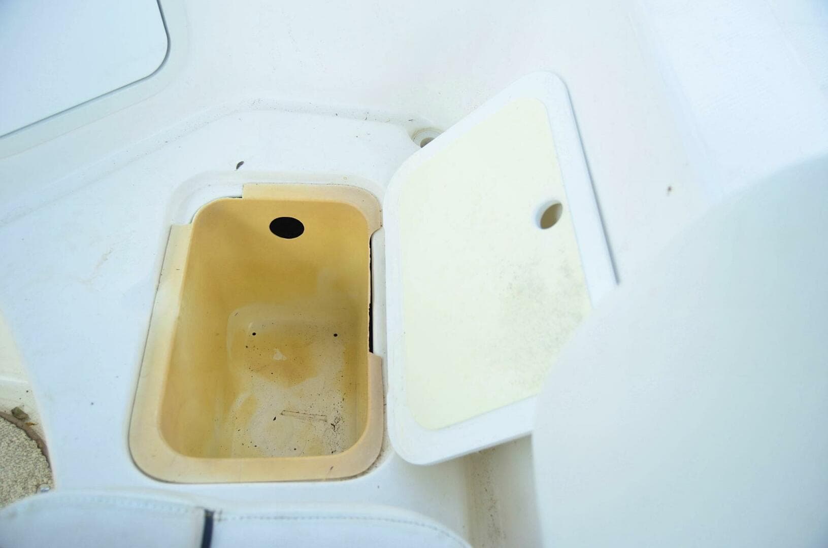 2011 Hurricane Sundeck 217 — photo 68