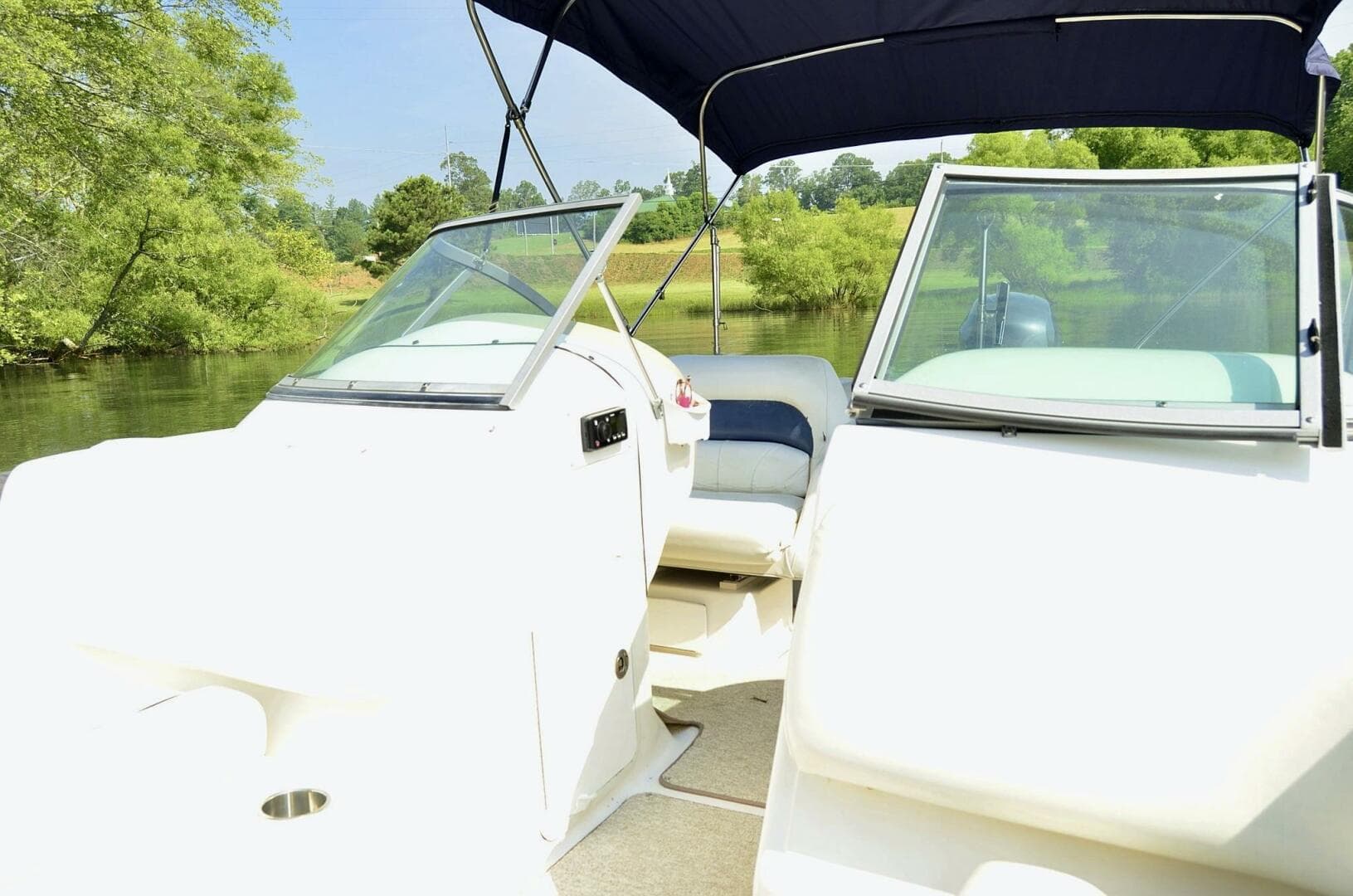 2011 Hurricane Sundeck 217 — photo 30