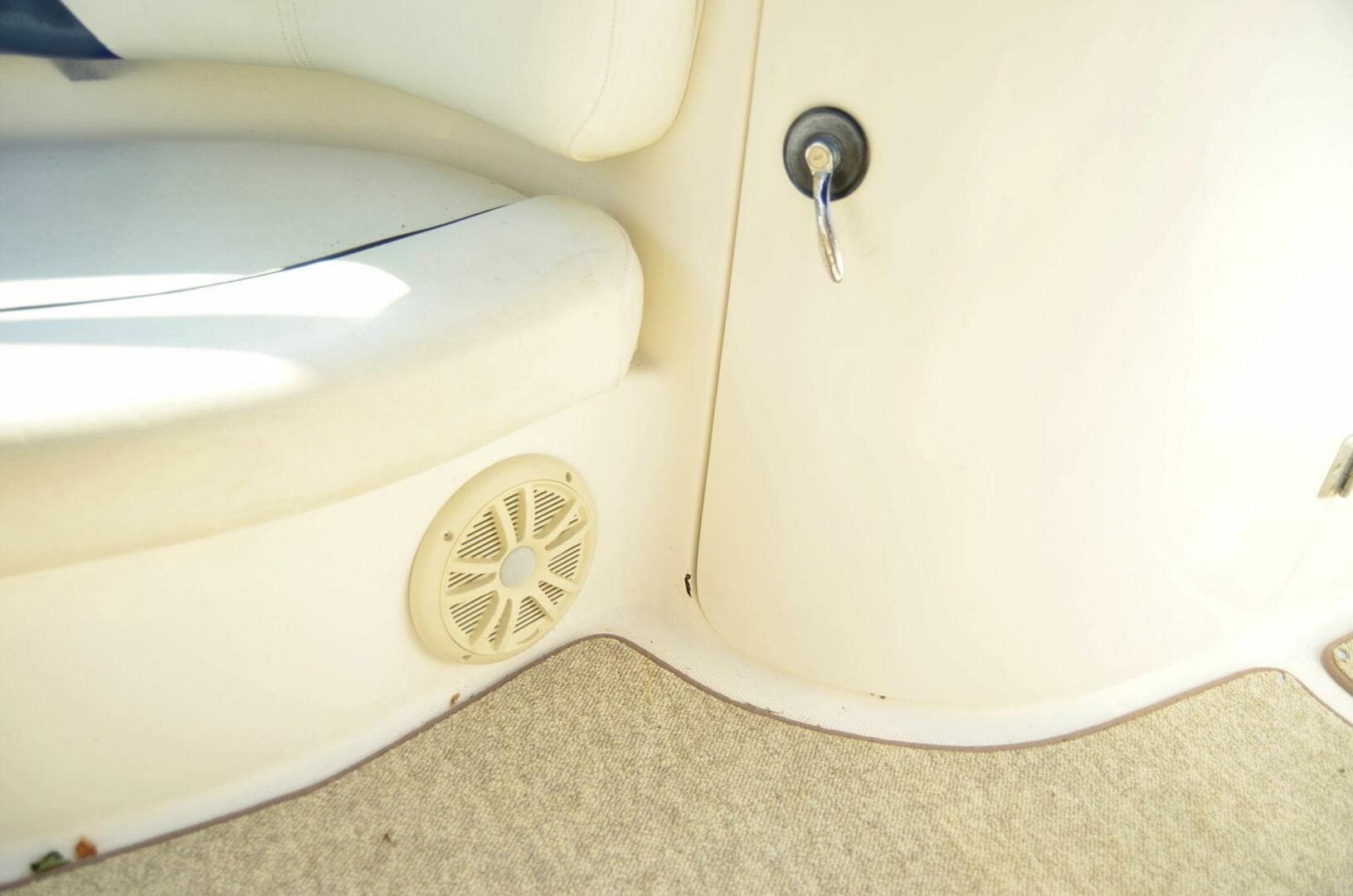 2011 Hurricane Sundeck 217 — photo 57