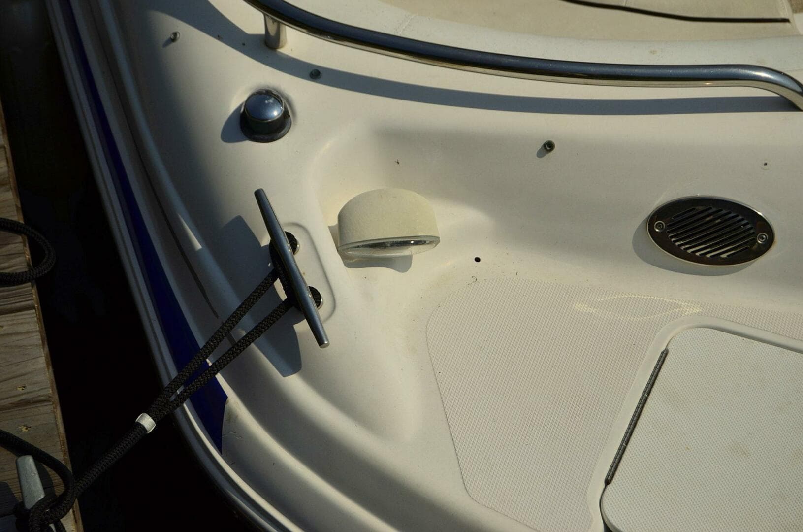 2011 Hurricane Sundeck 217 — photo 40