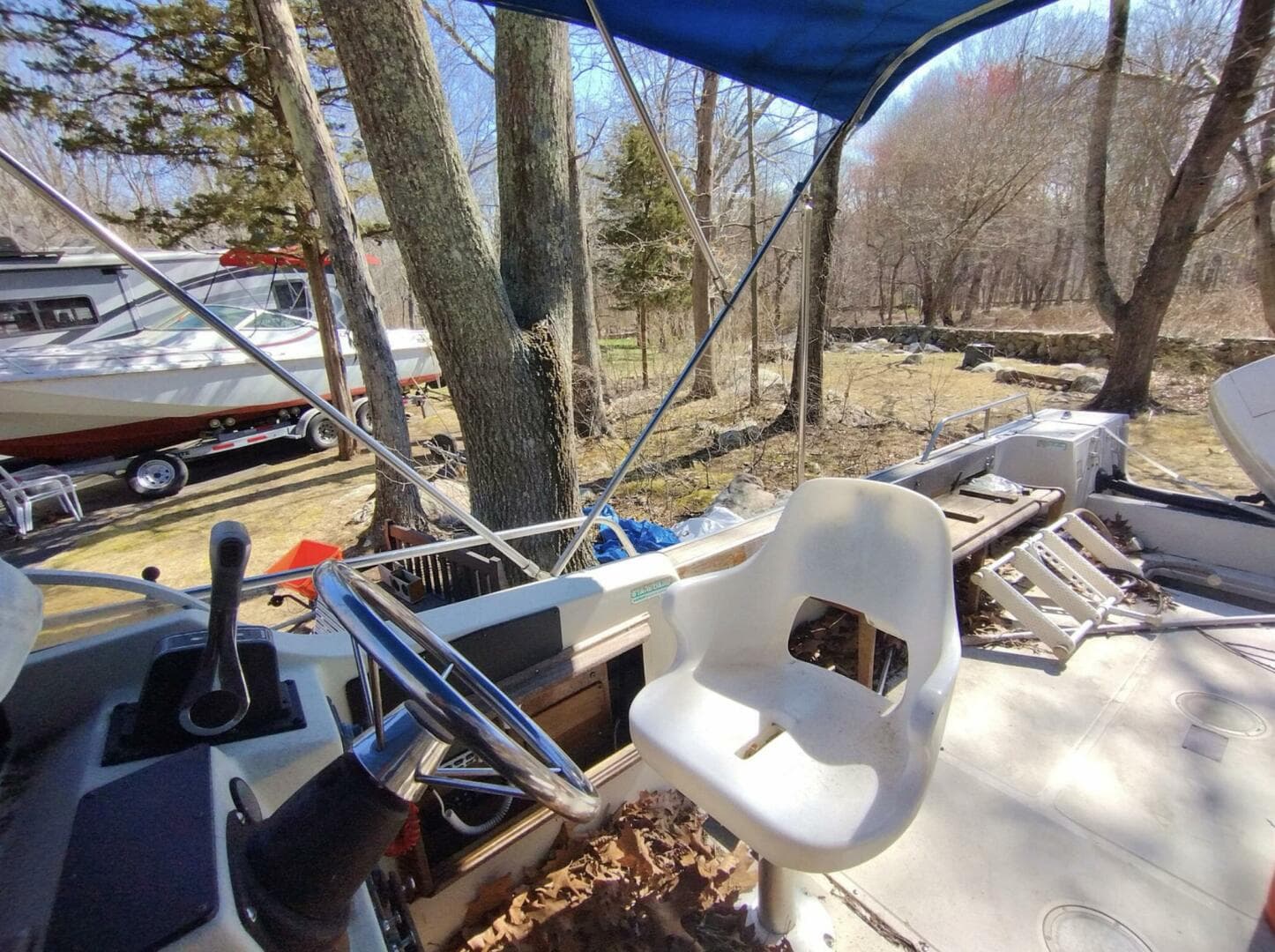 1983 Boston Whaler Revenge — photo 12