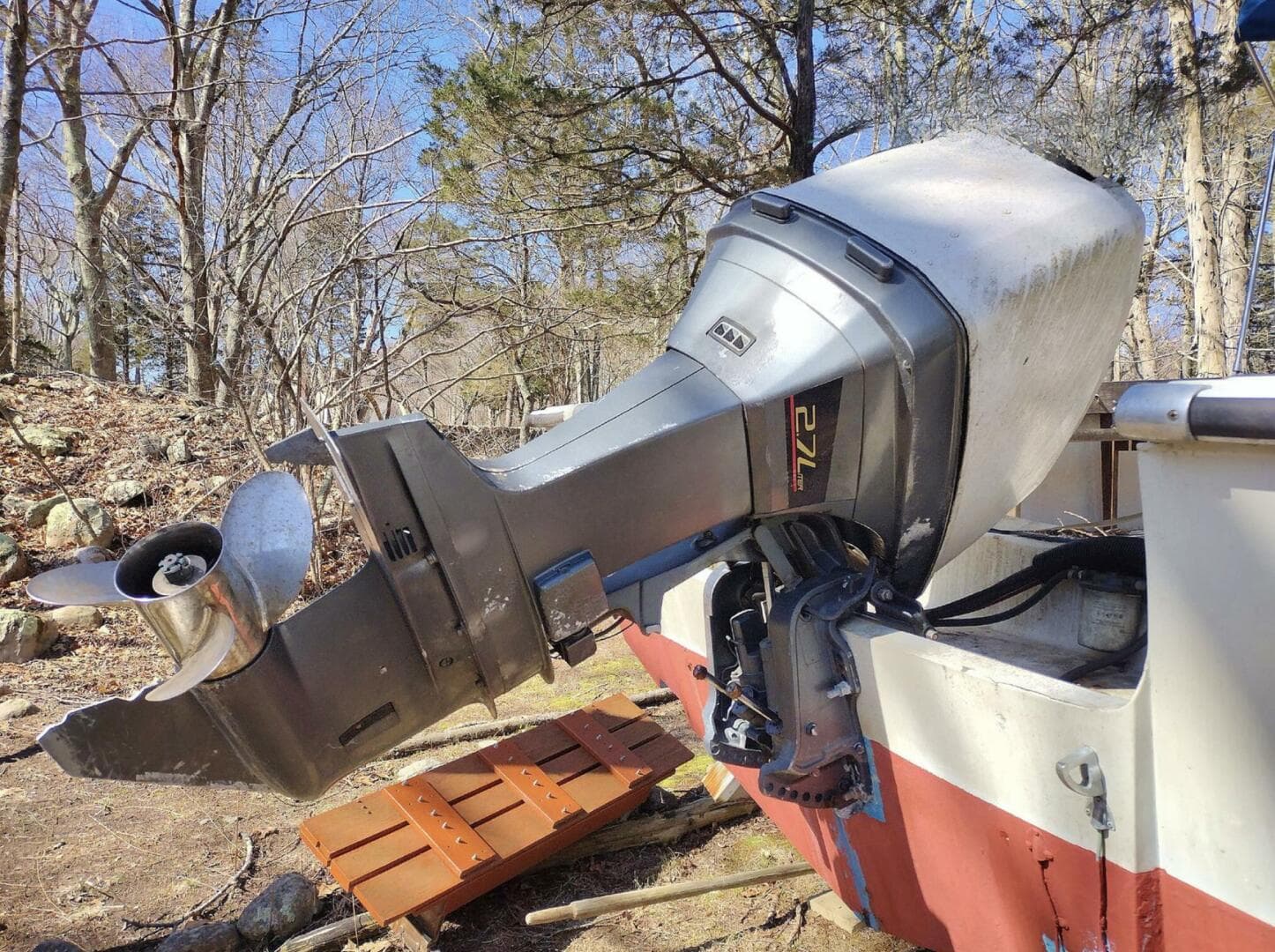 1983 Boston Whaler Revenge — photo 9