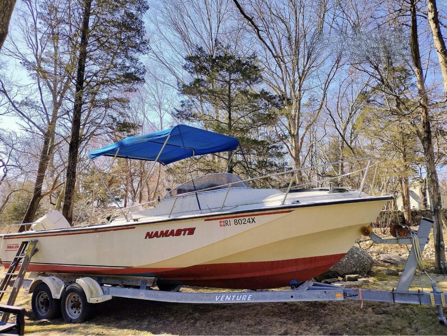 1983 Boston Whaler Revenge — photo 1
