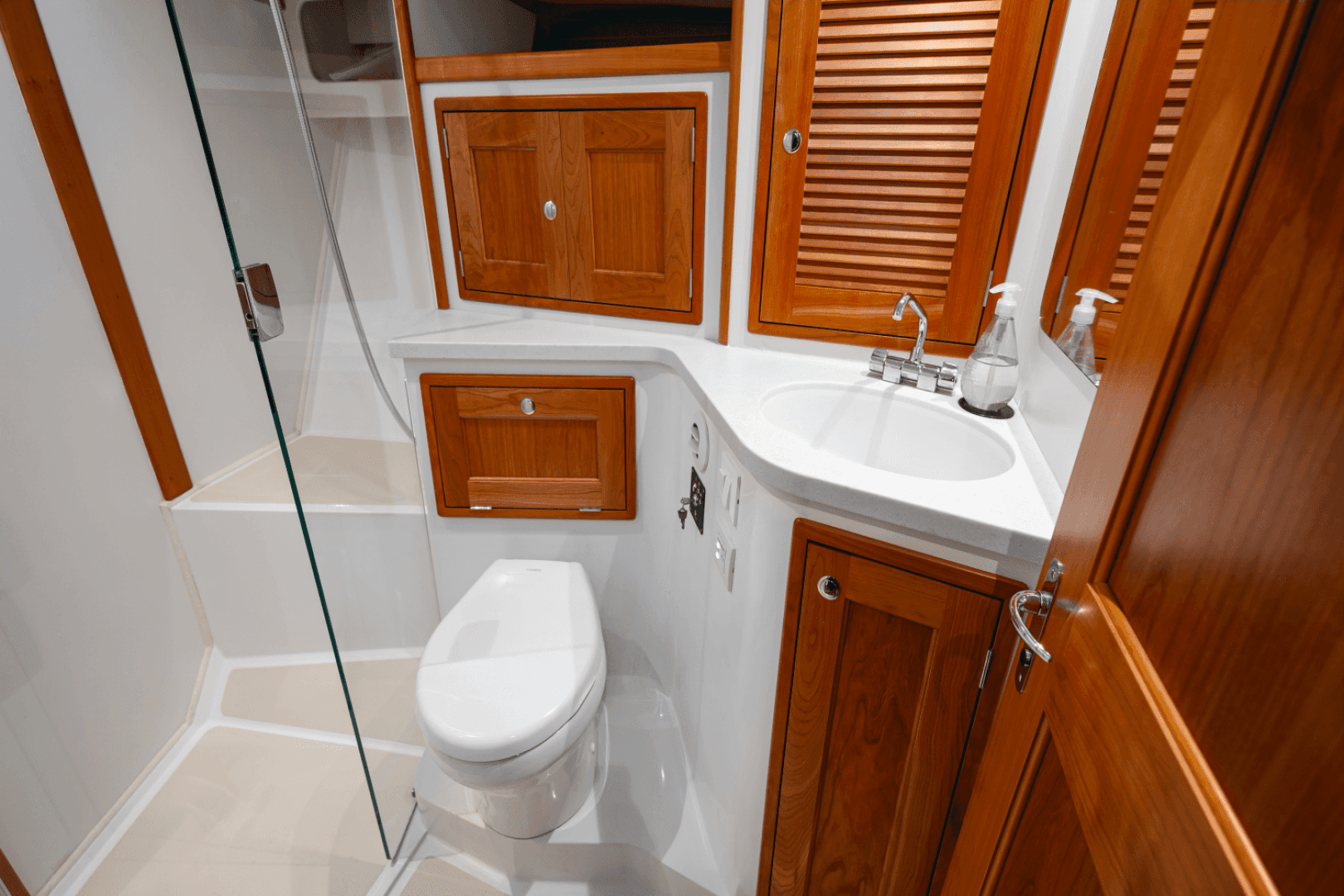 2022 Mjm 53 Z — photo 33