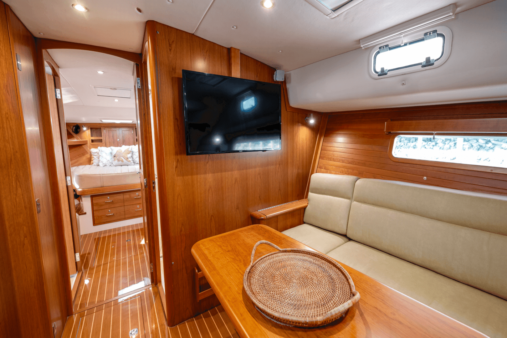 2022 Mjm 53 Z — photo 26