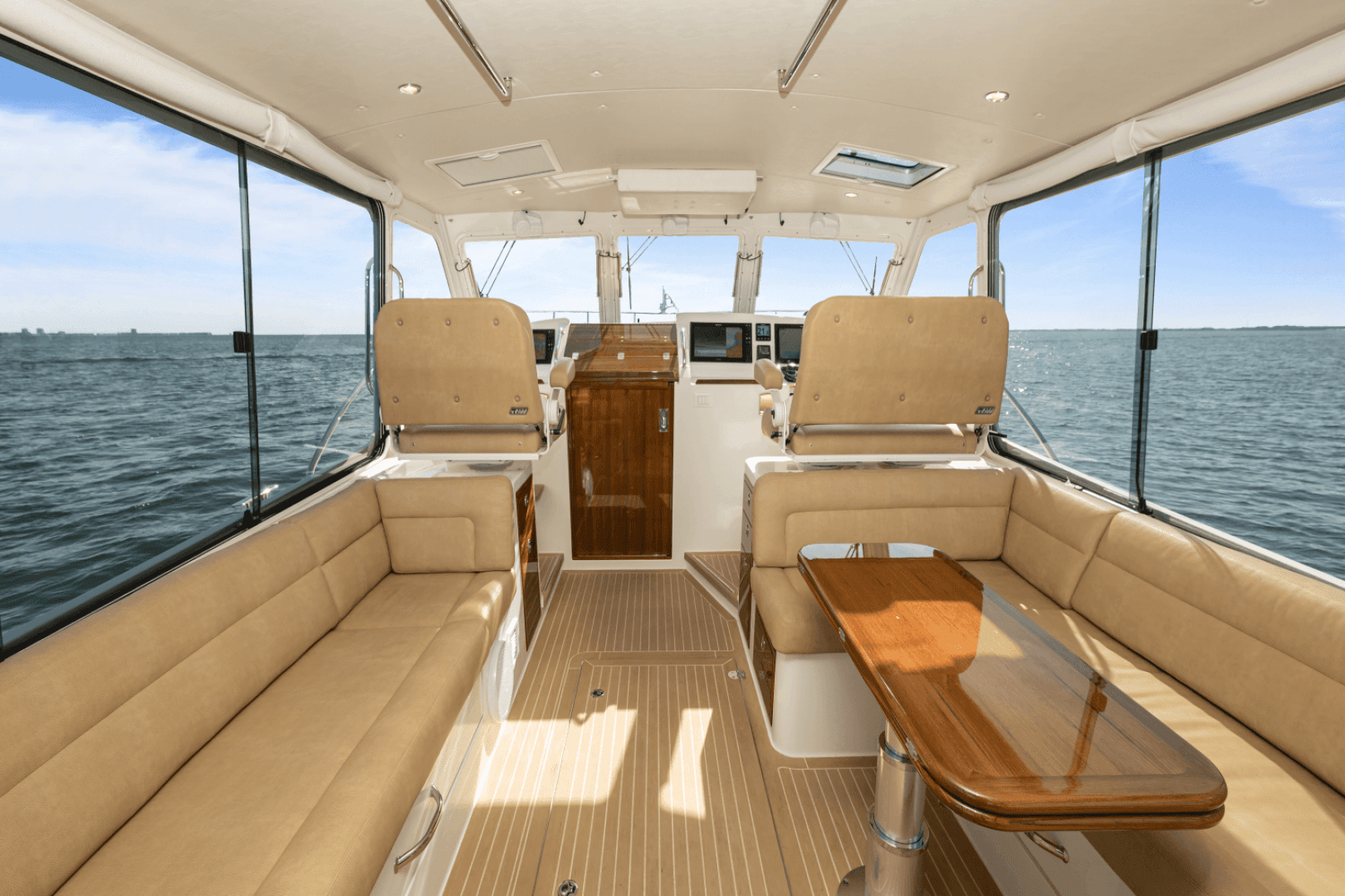 2022 Mjm 53 Z — photo 66