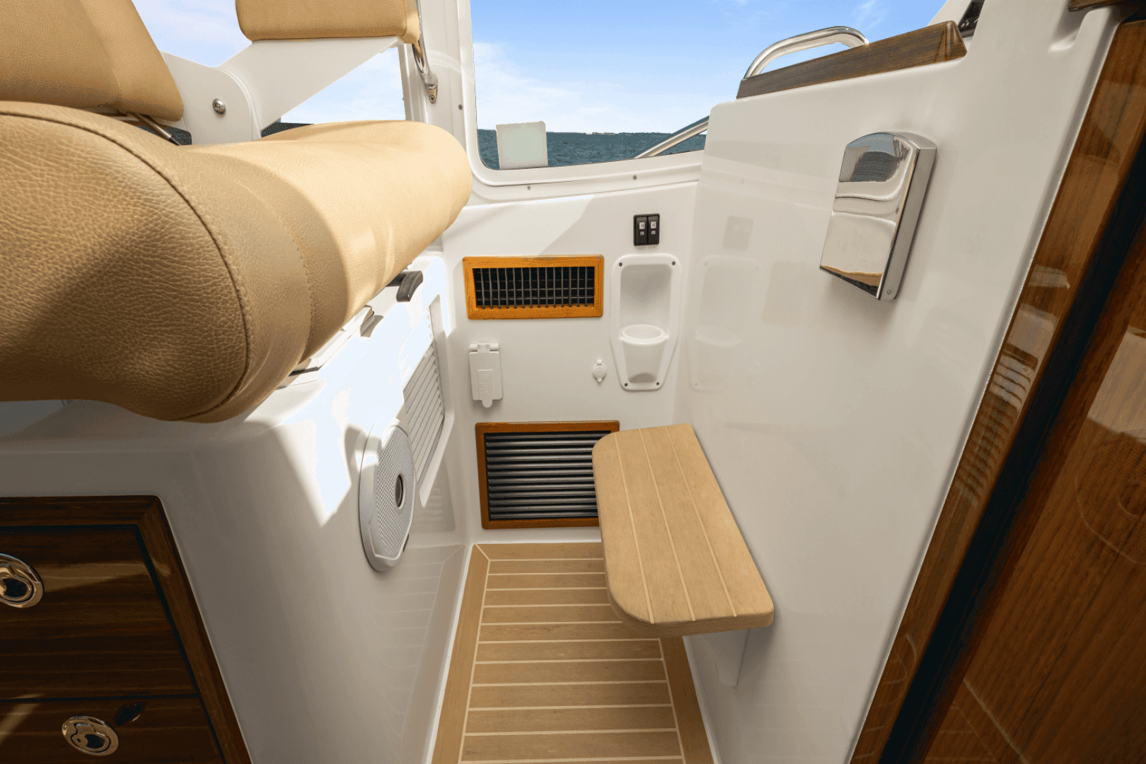 2022 Mjm 53 Z — photo 74