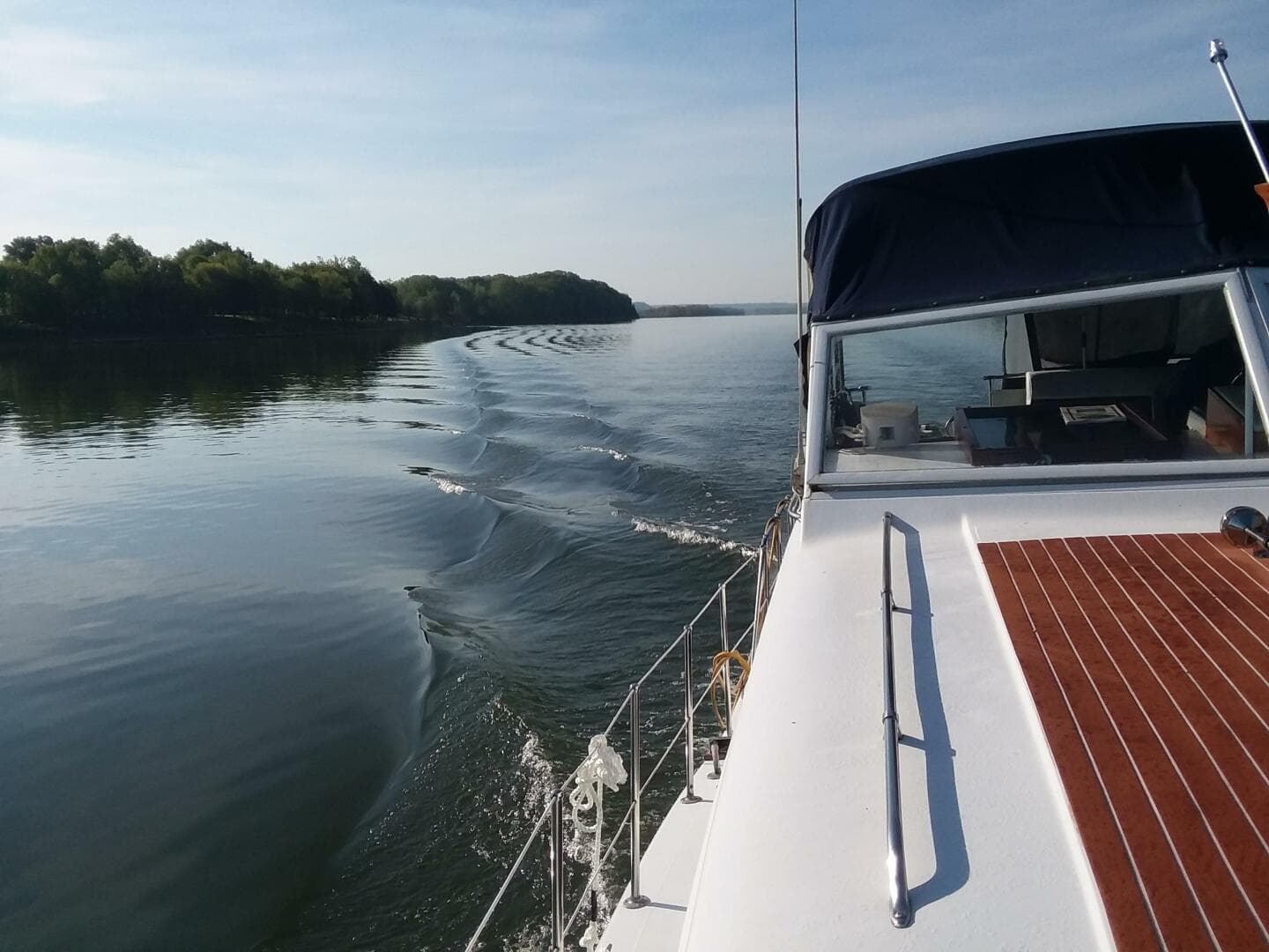 1979 Chris-Craft Catalina 350 — photo 3