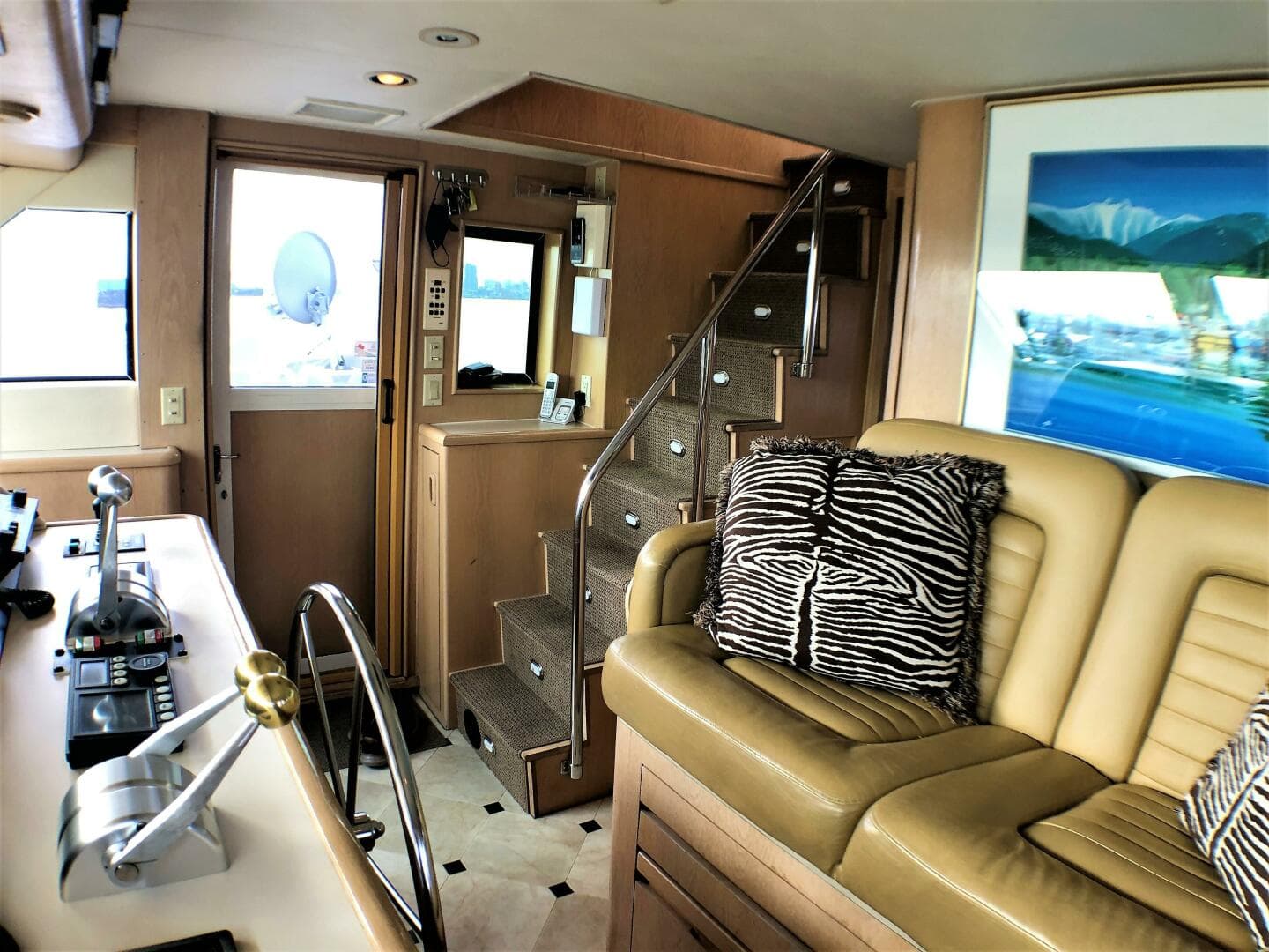 1996 Hatteras — photo 11