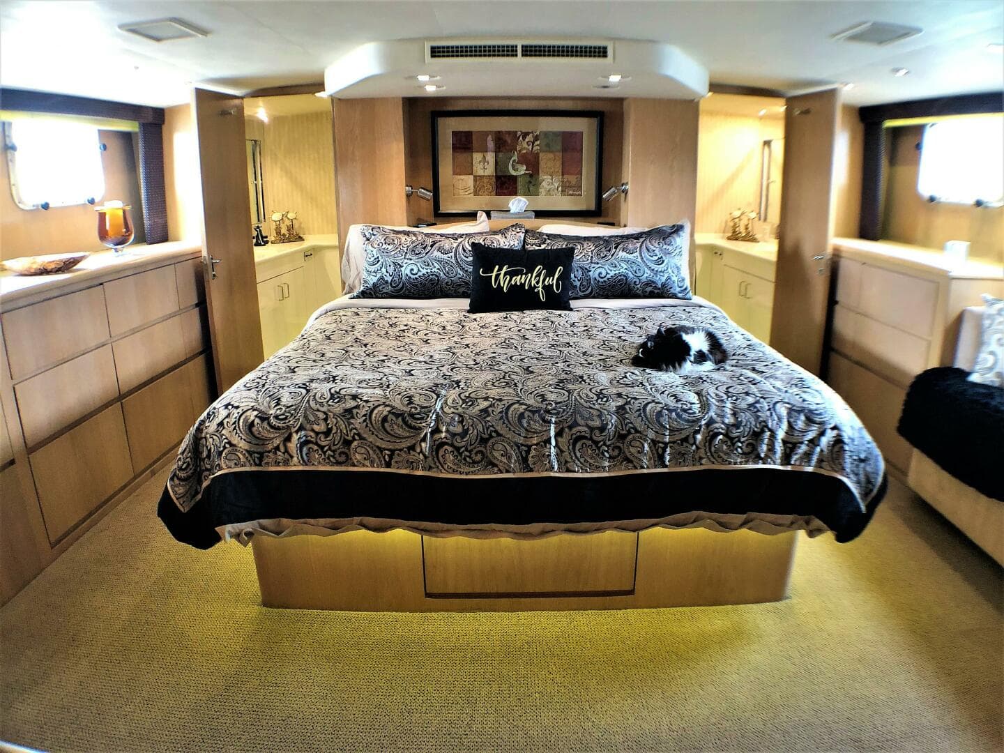 1996 Hatteras — photo 12