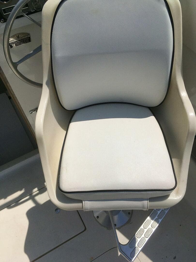 1969 Bertram Bahia Mar 20 — photo 15