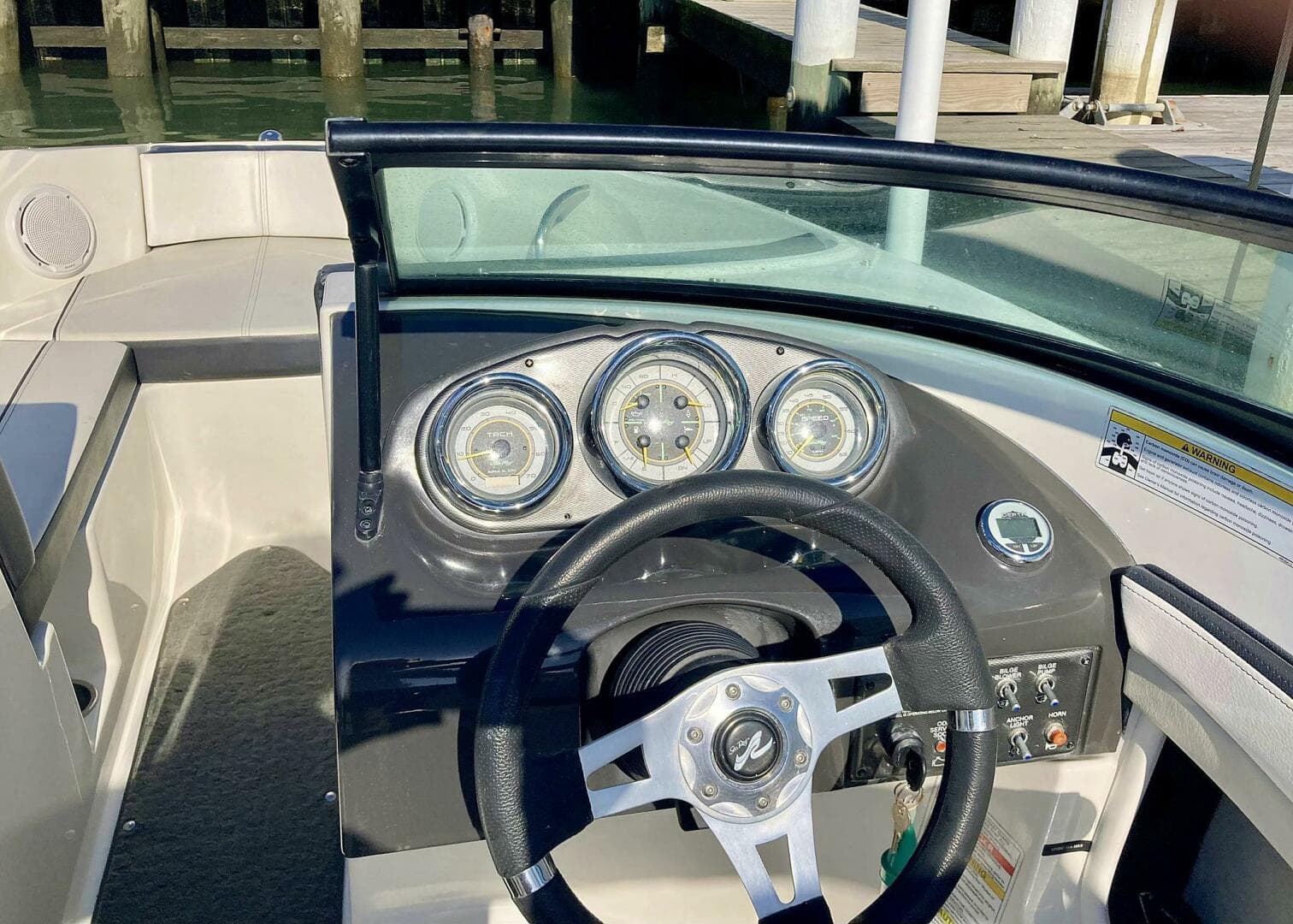 2012 Sea Ray 190 Sport — photo 17