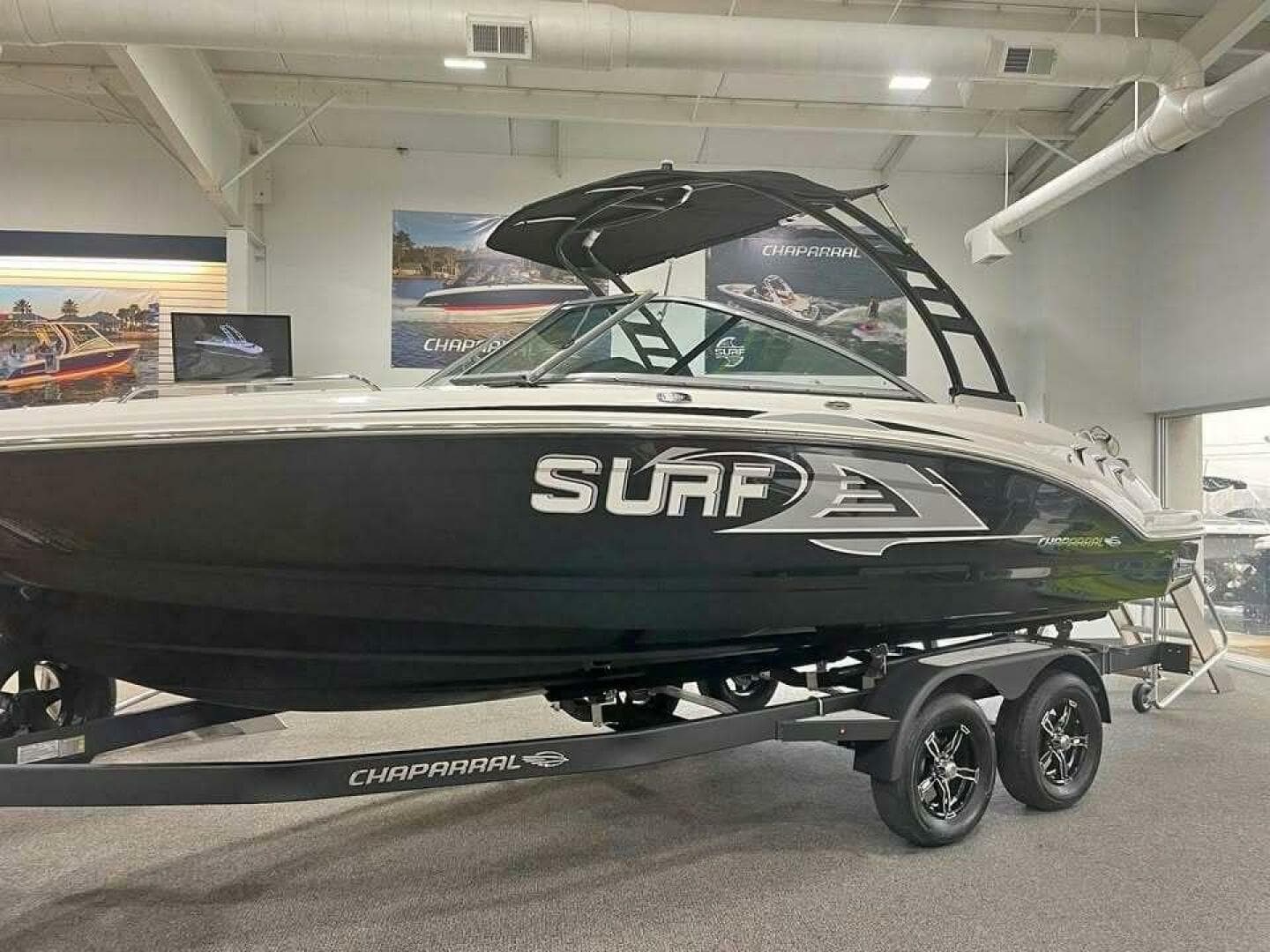 2022 Chaparral 23 Surf — photo 1